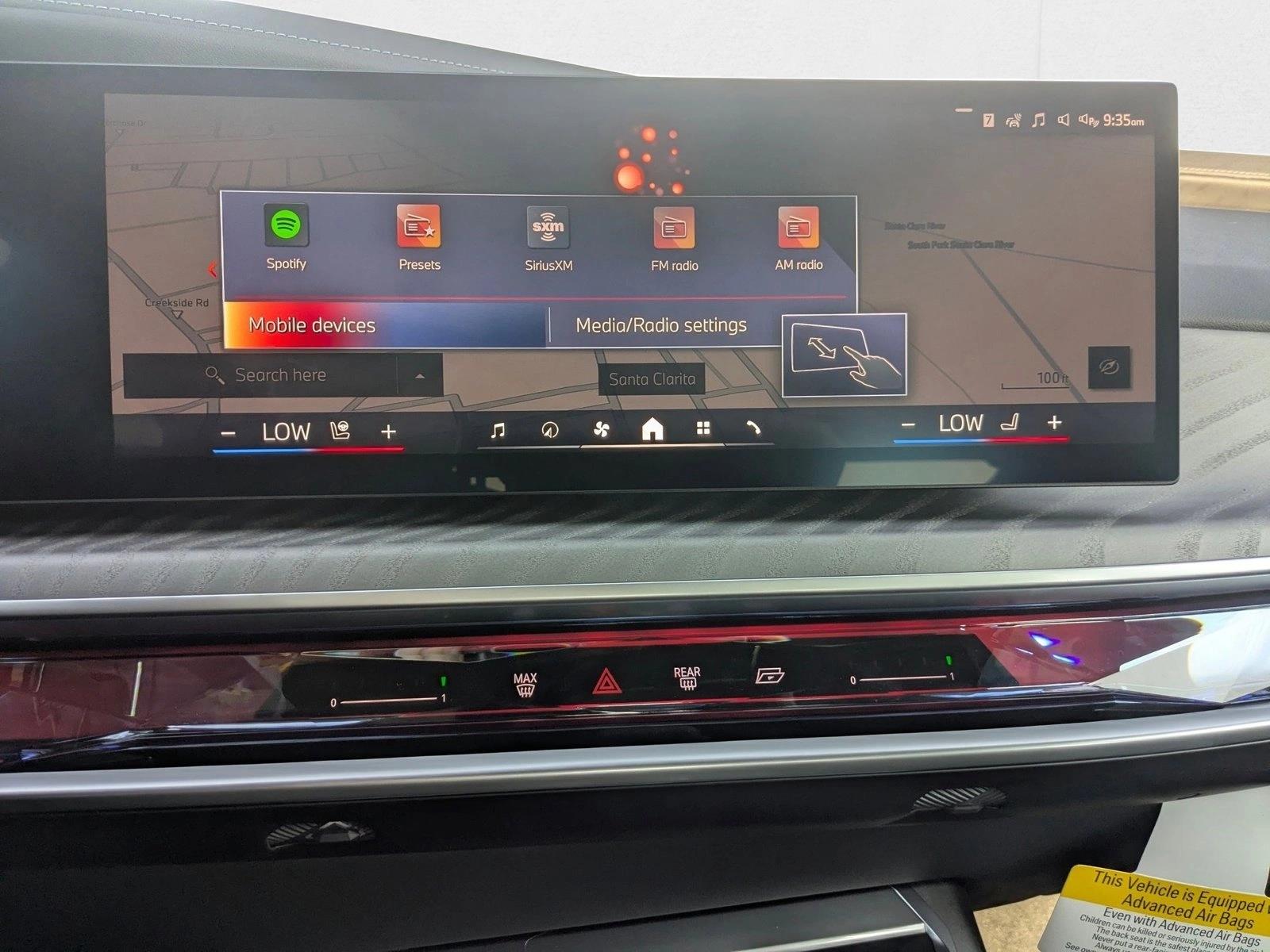 2026 BMW 7 Series 750e - Photo 12