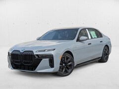 2025 BMW 750e