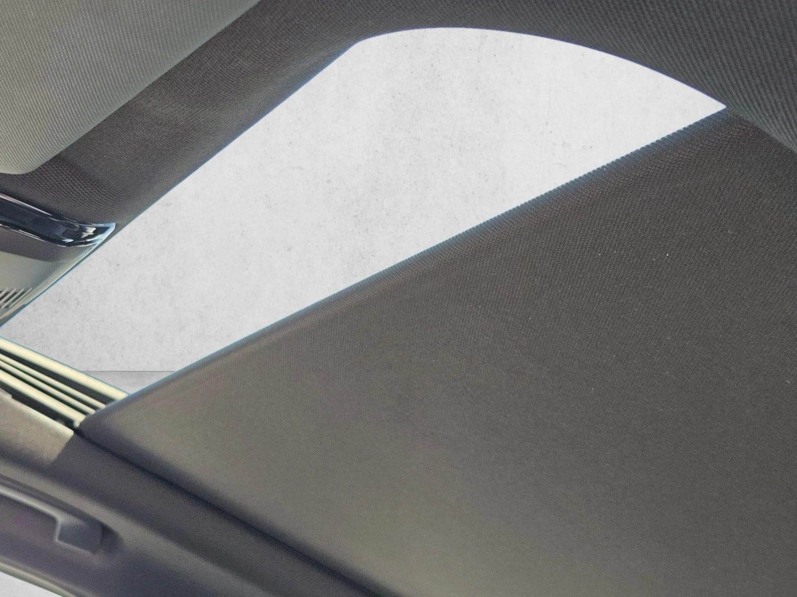 2026 BMW 3 Series 330i - Photo 16