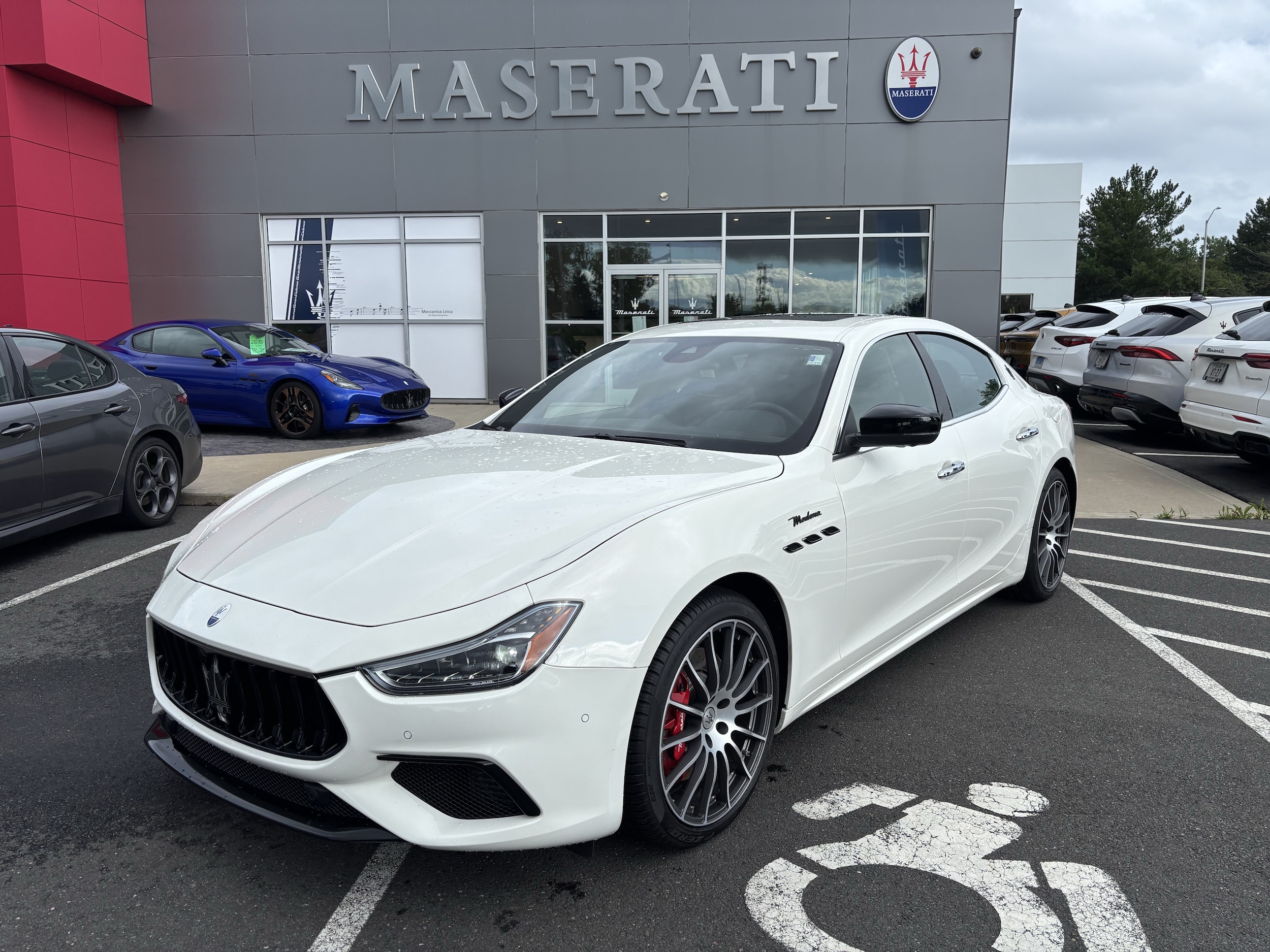 2024 Maserati Ghibli Modena Ultima