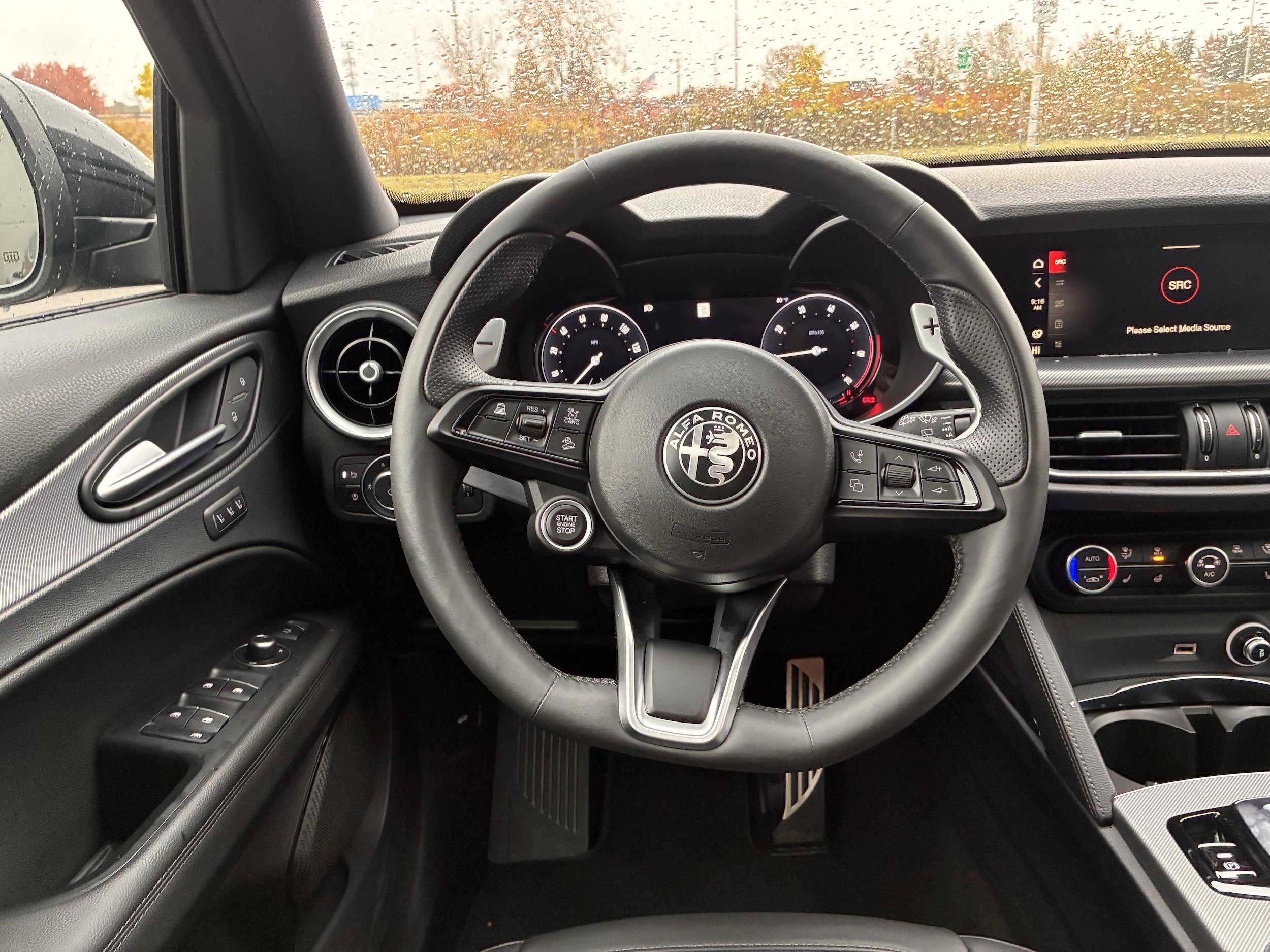 2025 Alfa Romeo Stelvio Base - Photo 16