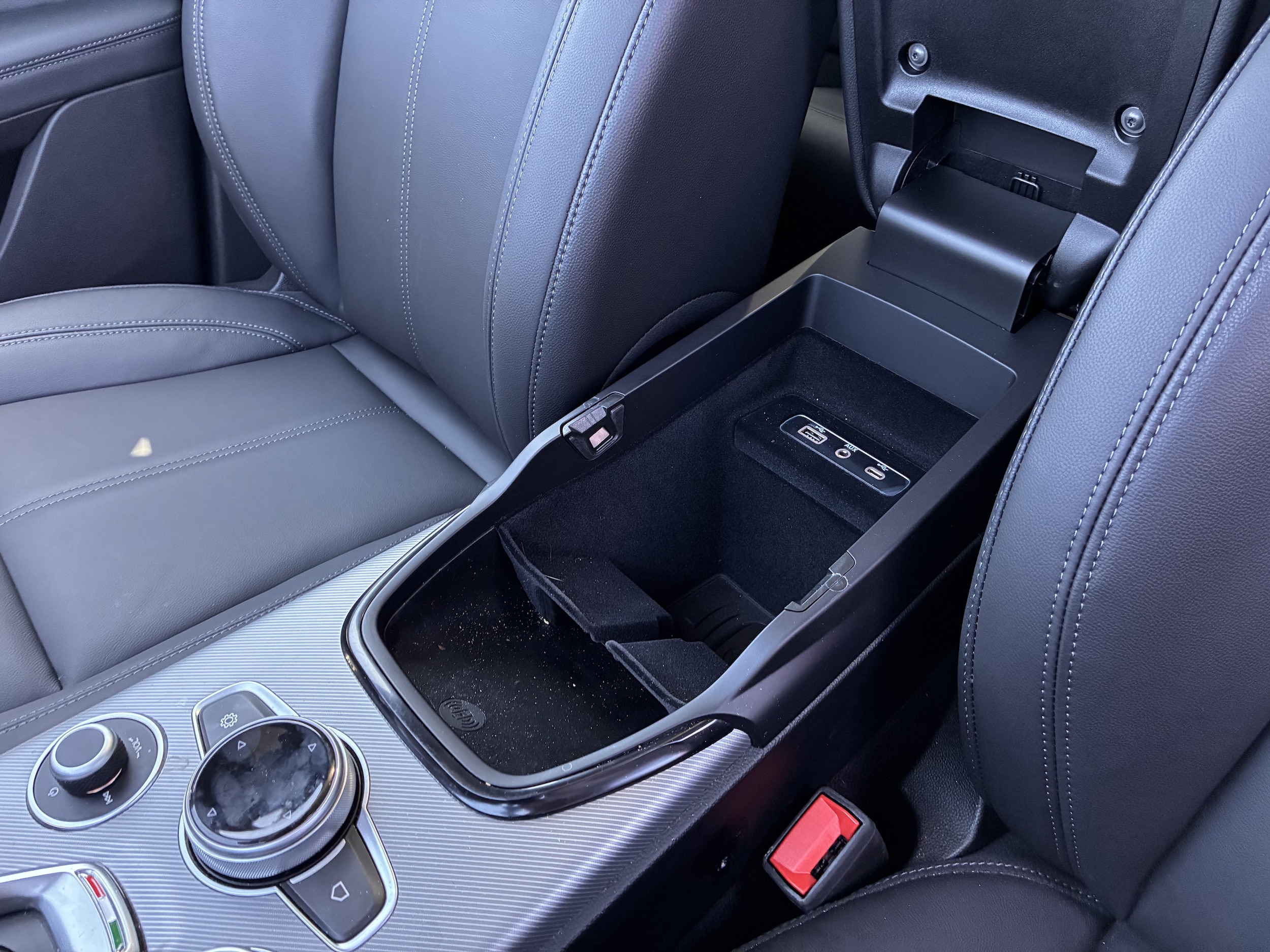 2025 Alfa Romeo Stelvio Base - Photo 21
