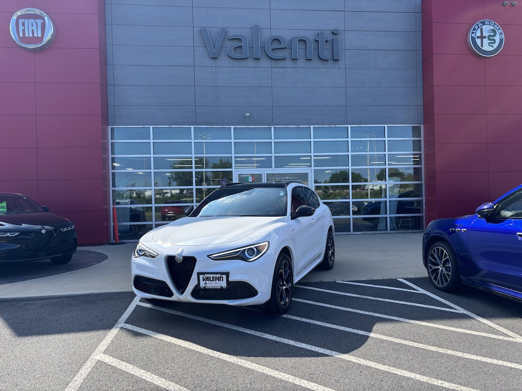 Used 2022 Alfa Romeo Stelvio Veloce Veloce AWD