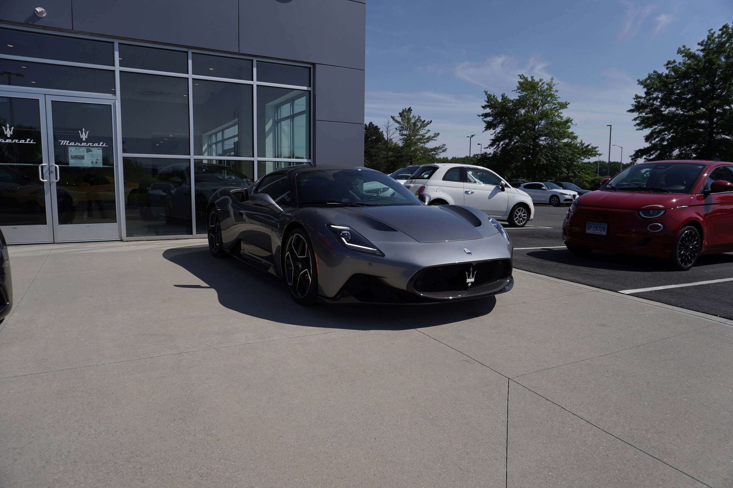 2022 Maserati MC20 Coupe photo 3