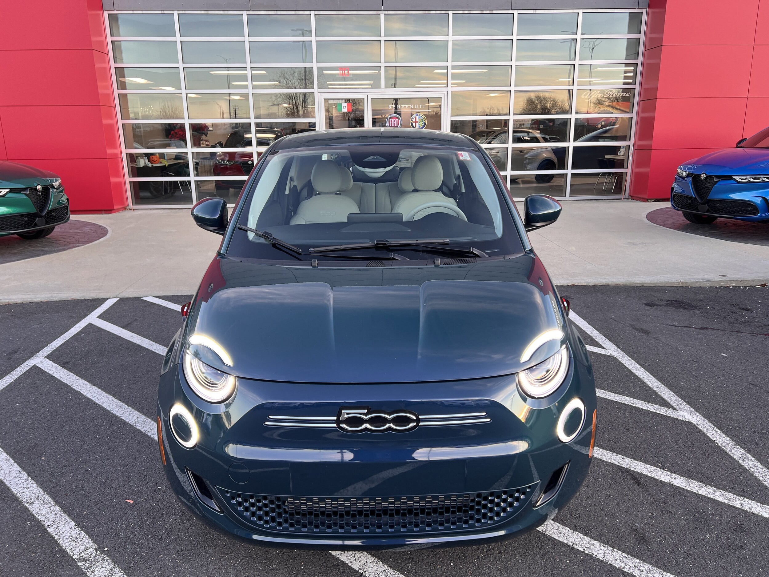 2025 Fiat 500e photo 4