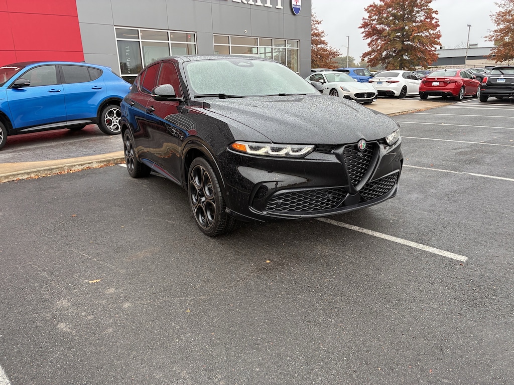 New 2025 Alfa Romeo Tonale INTENSA HYBRID EAWD Sport Utility