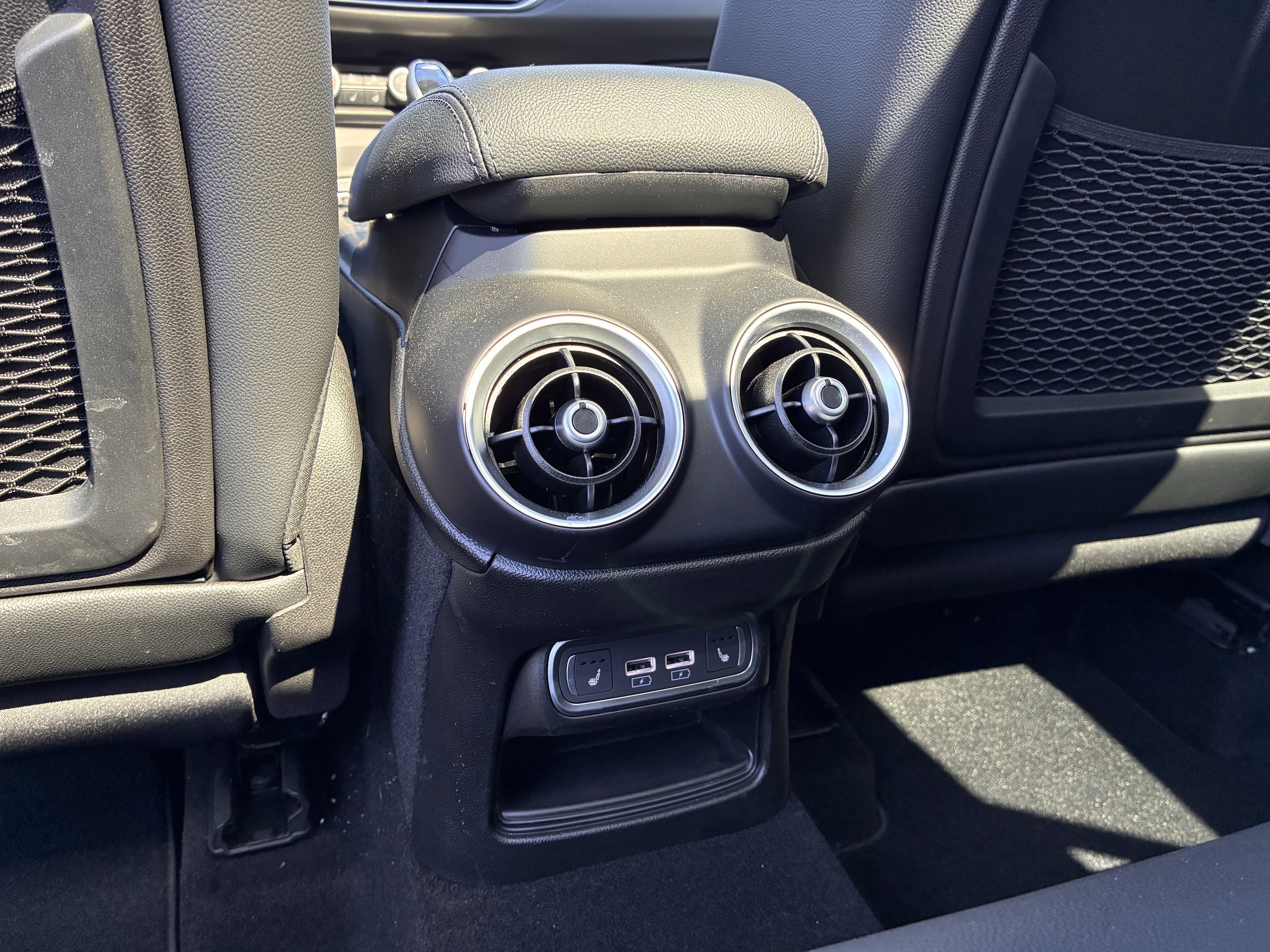 2025 Alfa Romeo Stelvio Base - Photo 31