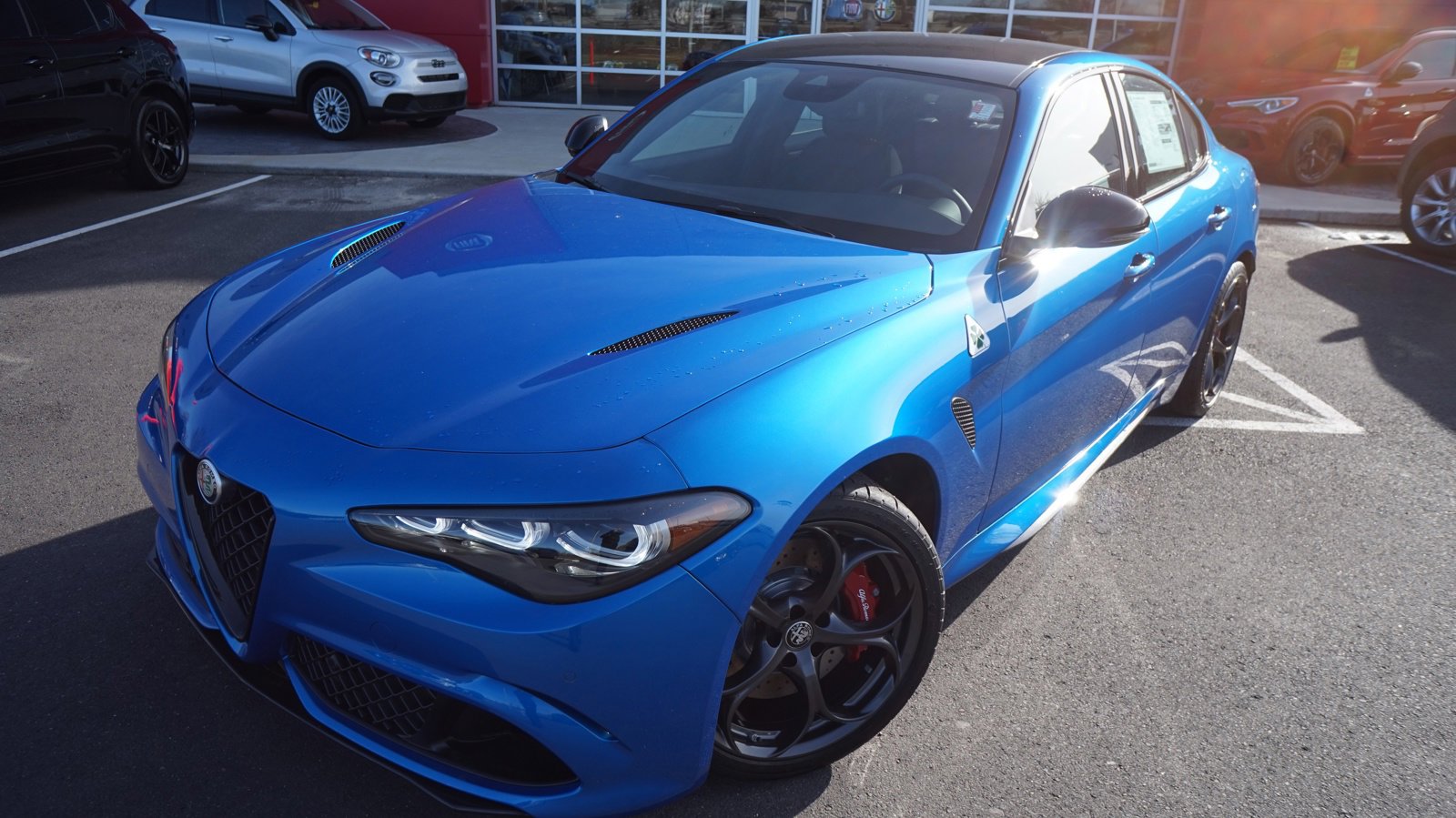 2024 Alfa Romeo Giulia Quadrifoglio photo 3