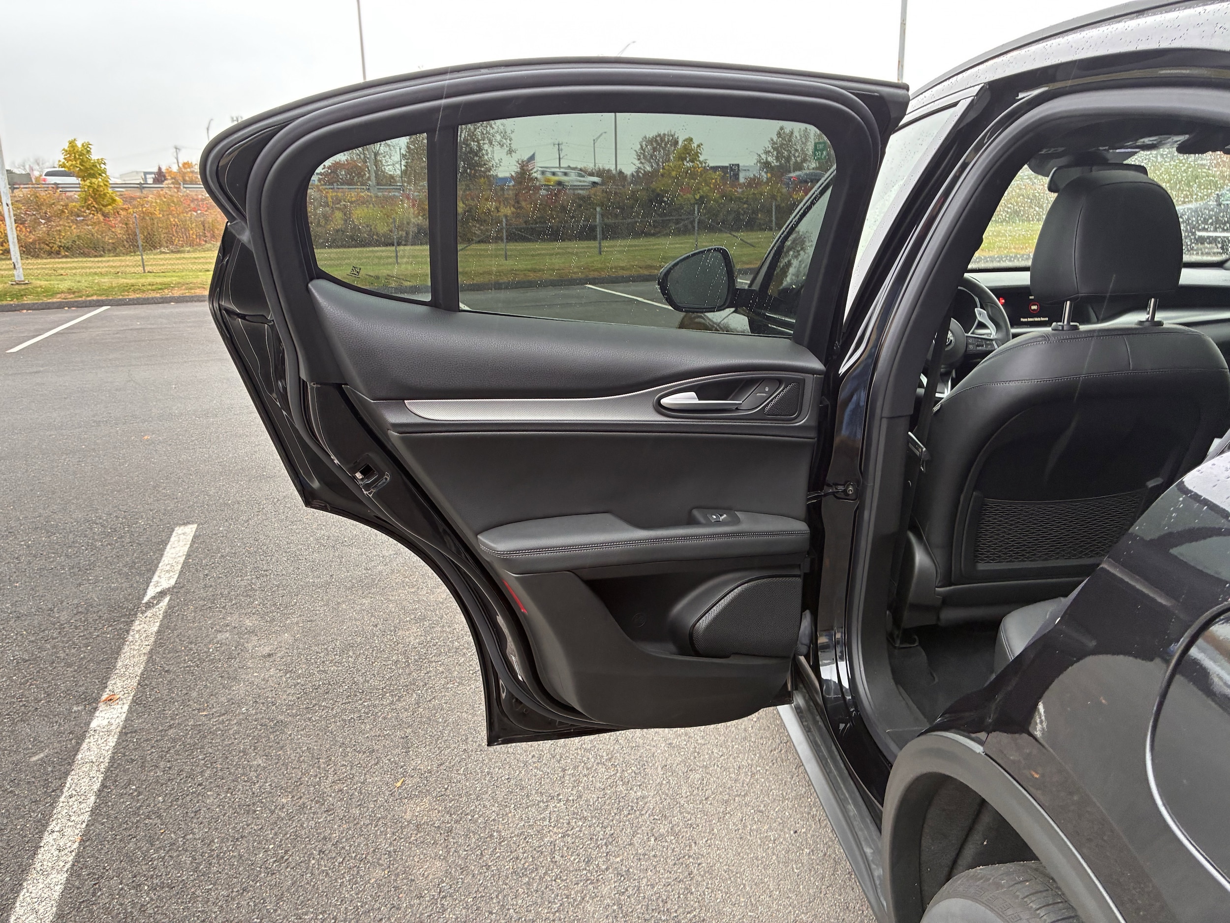 2025 Alfa Romeo Stelvio Base - Photo 24