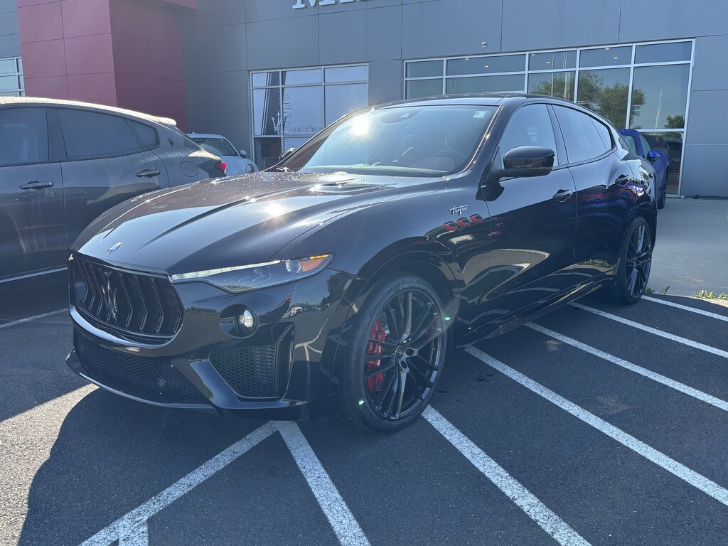 Used 2022 Maserati Levante Trofeo Trofeo 3.8L