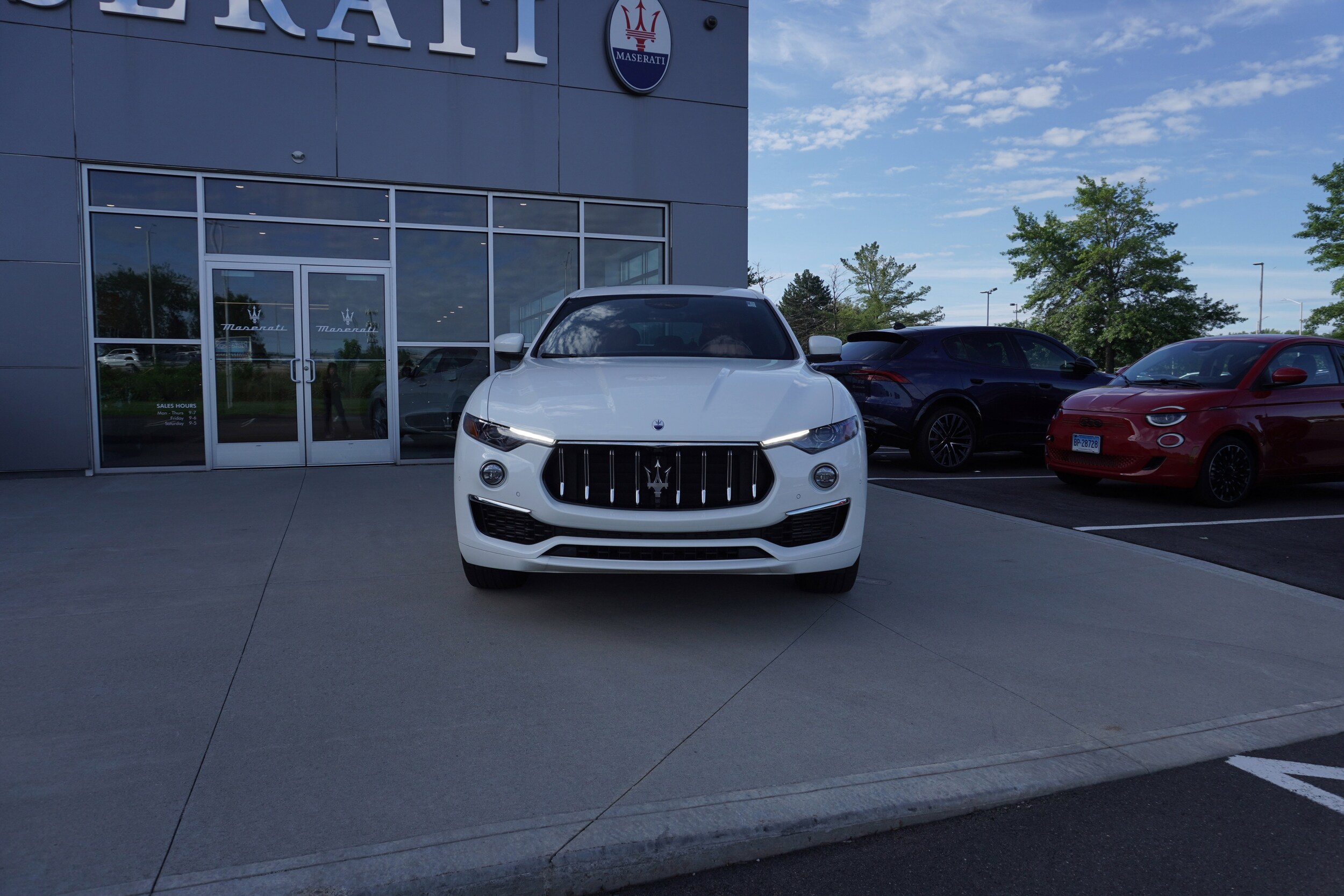 2022 Maserati Levante GT photo 3