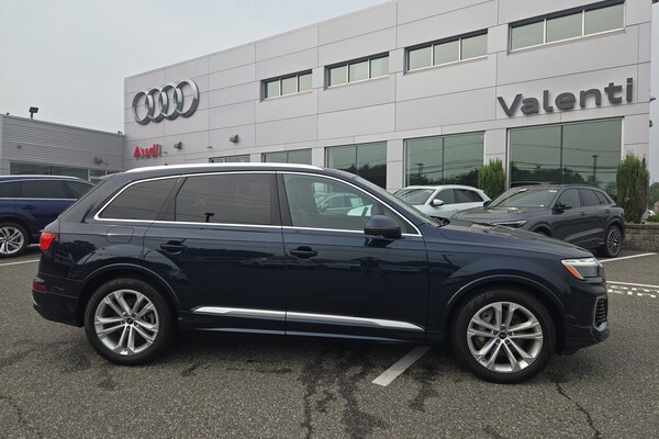 2025 Audi Q7 PRESTIGE SUV