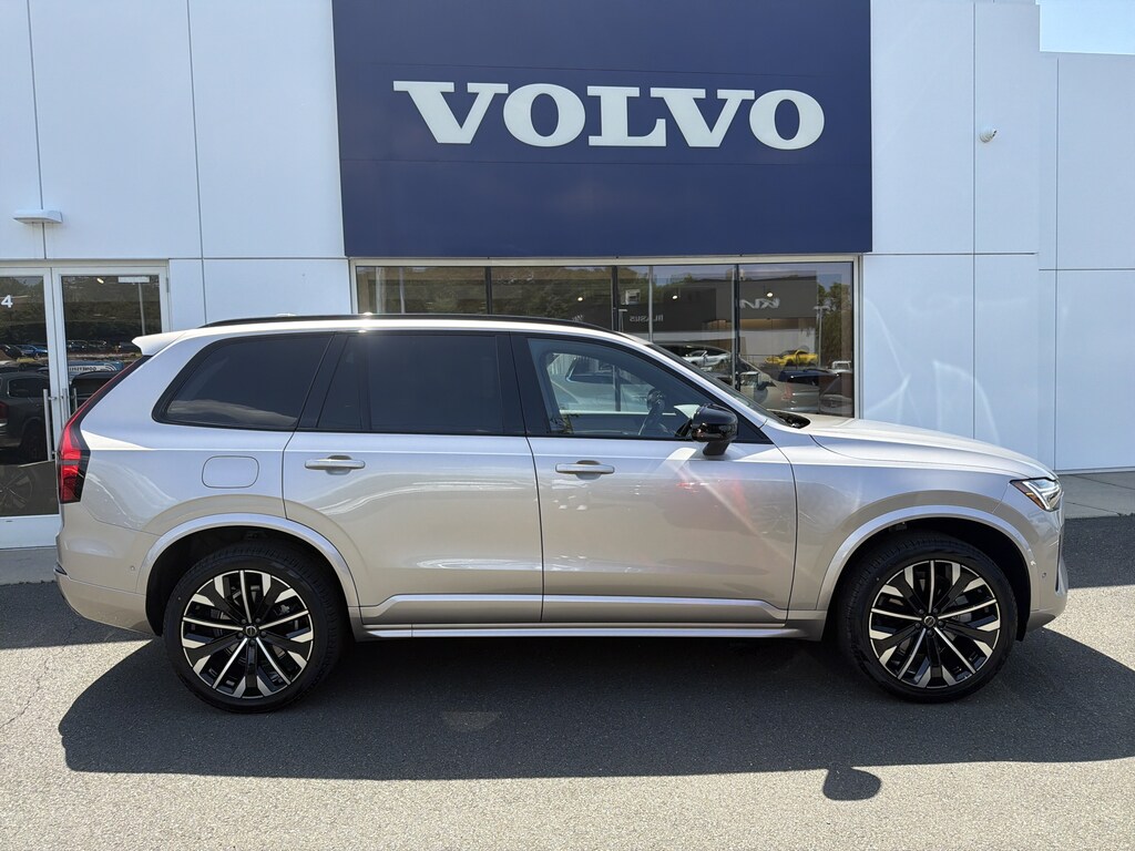 New 2026 Volvo XC90 Ultra Dark Theme B6 AWD Ultra Dark Theme 6-Seater