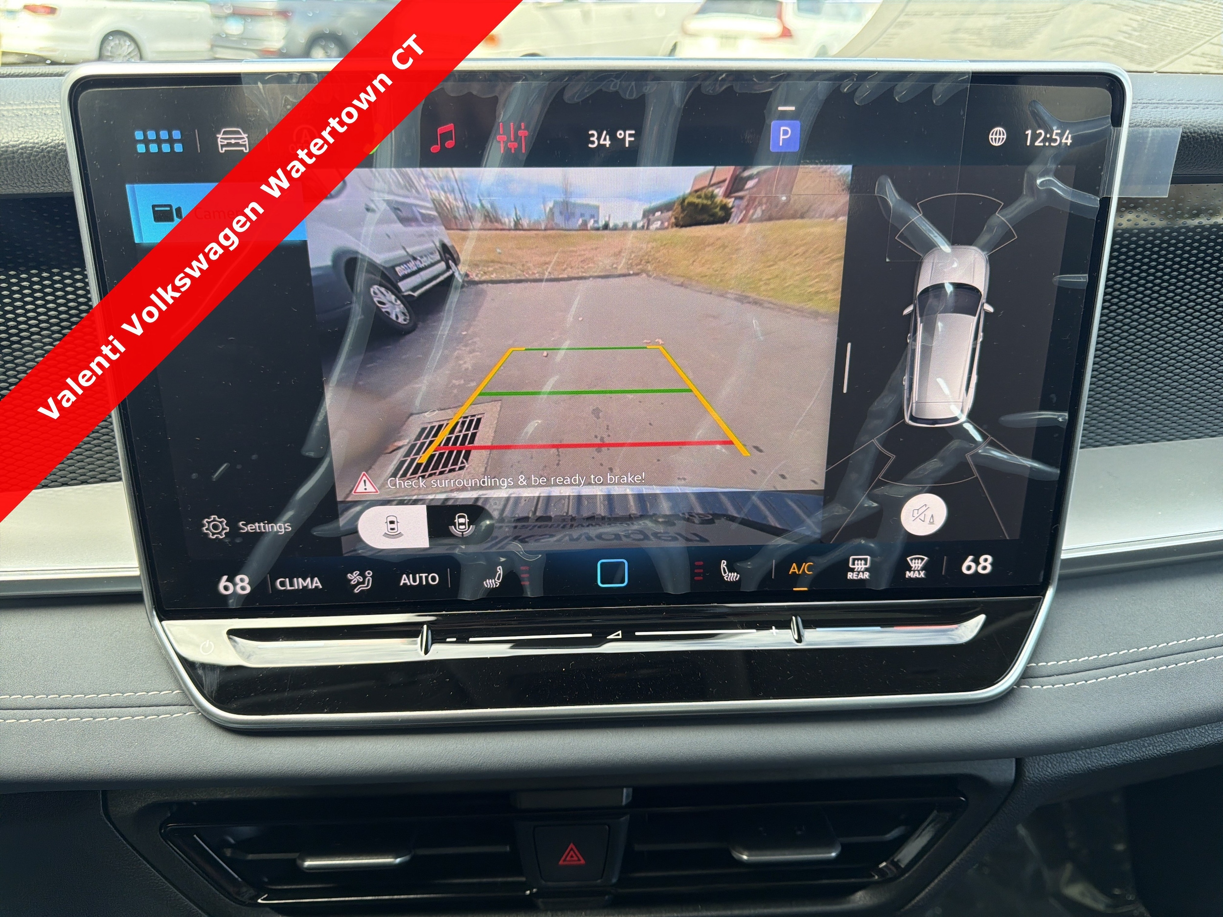 2026 Volkswagen Tiguan SE - Photo 17