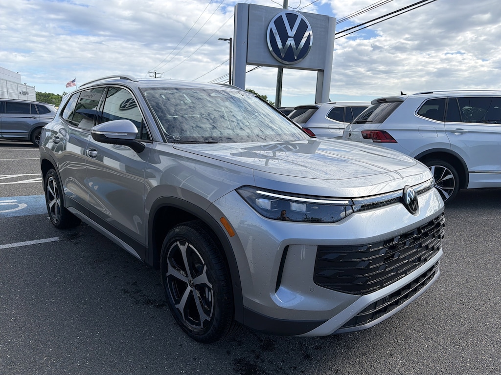 New 2026 Volkswagen Tiguan SE 2.0T SE 4MOTION