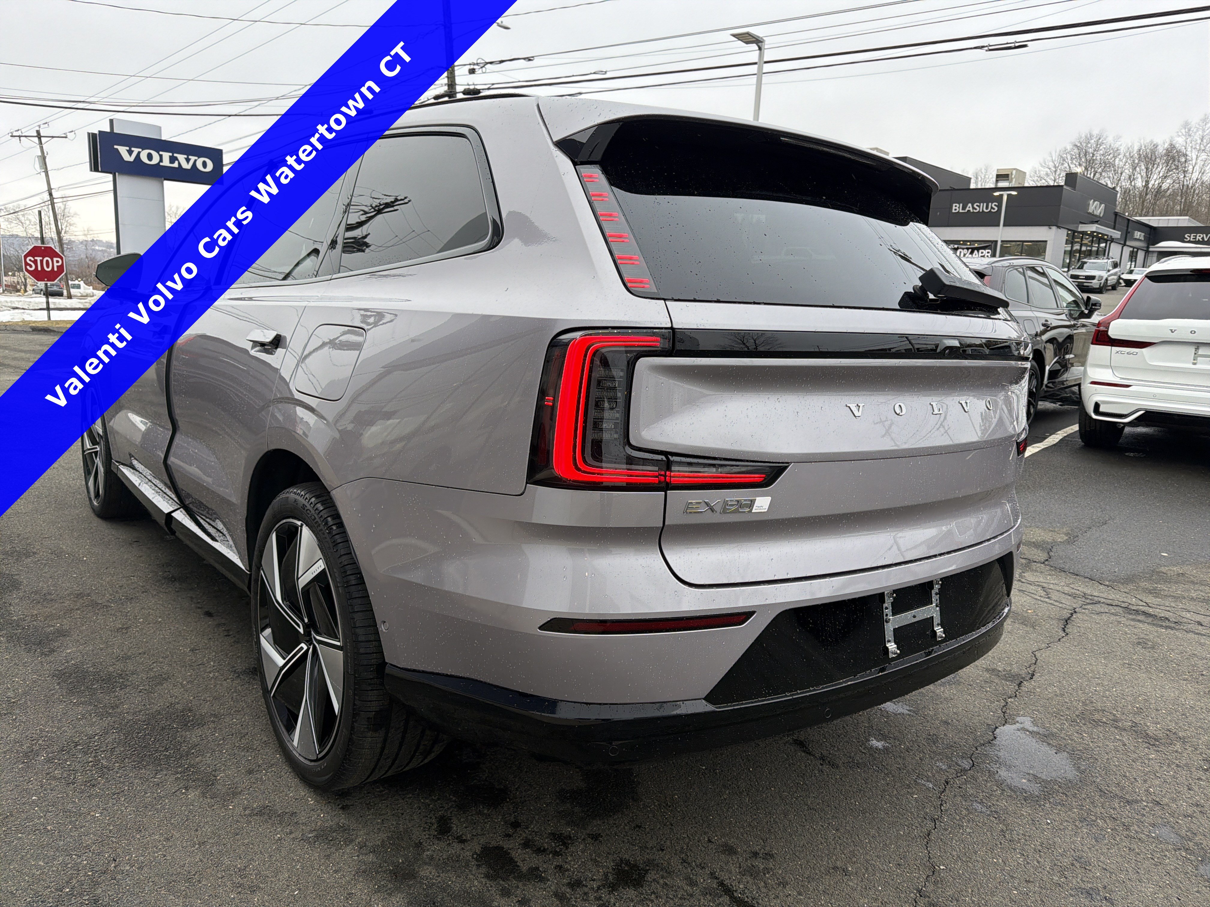 New 2026 Volvo EX90