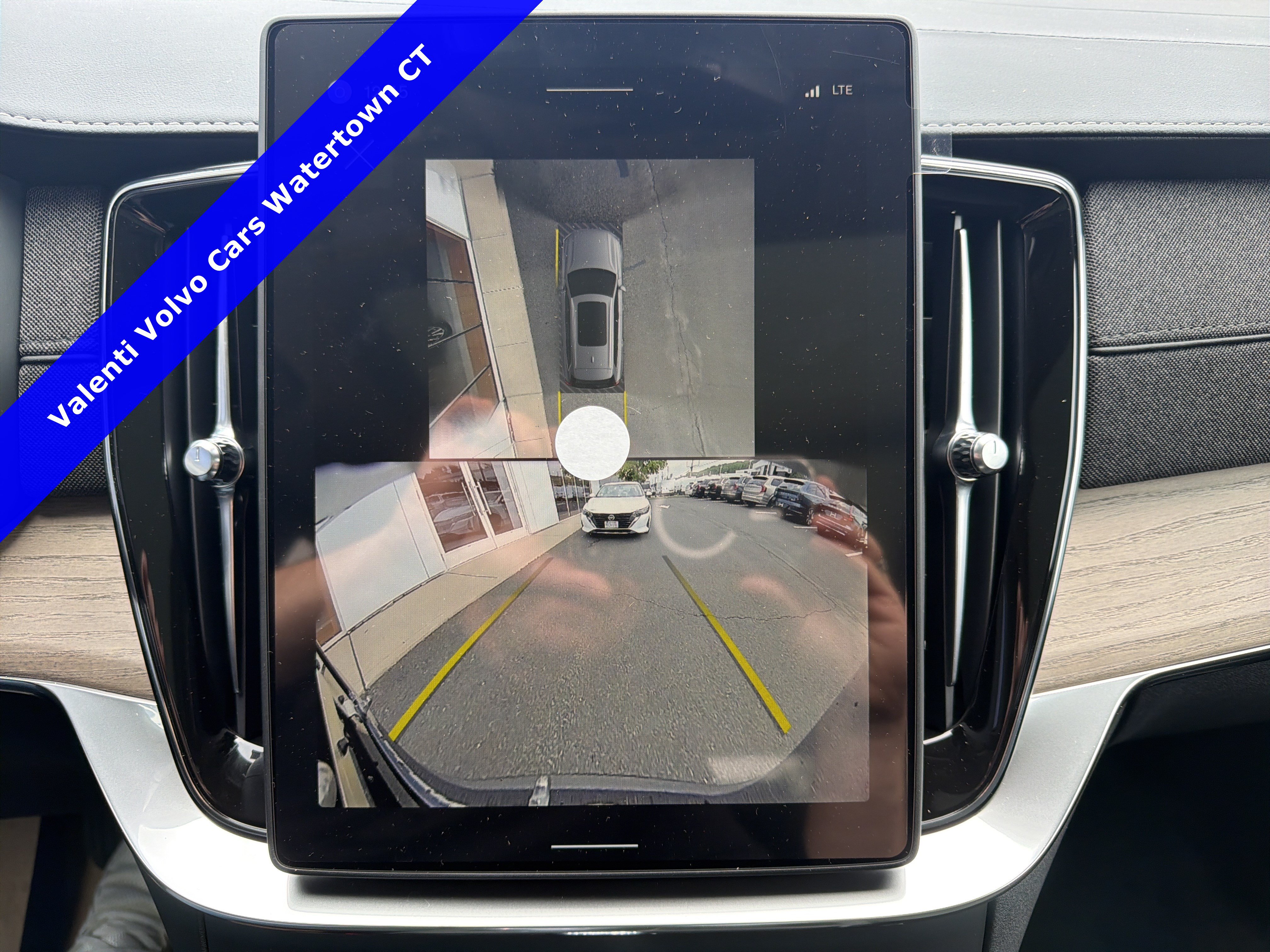 2026 Volvo XC90 Plus - Photo 22