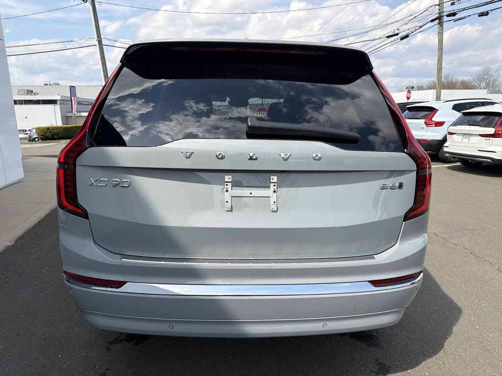 New 2026 Volvo XC90 Plus B6 AWD Plus 7-Seater