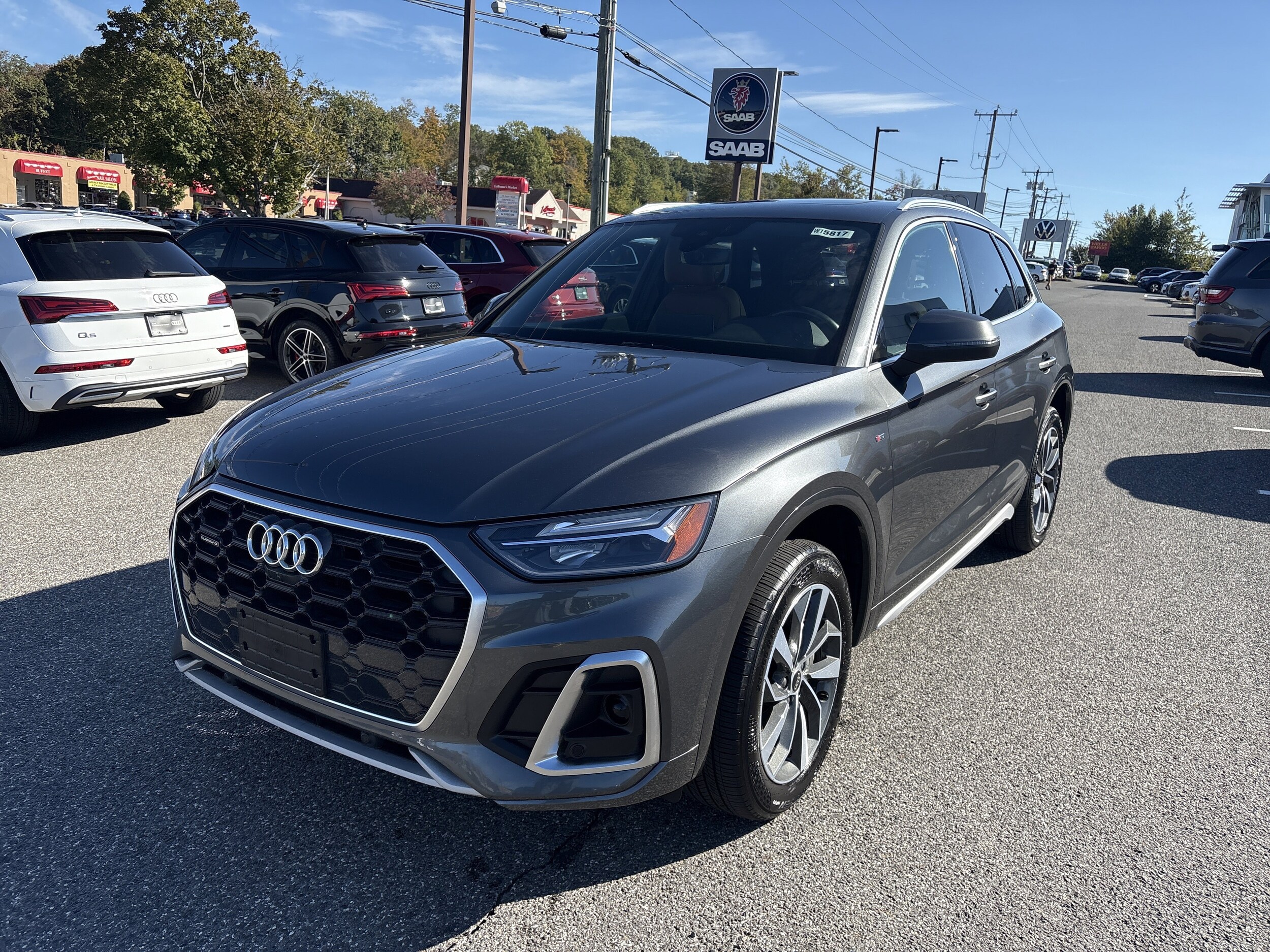 2023 Audi Q5 S line Premium Plus photo 3