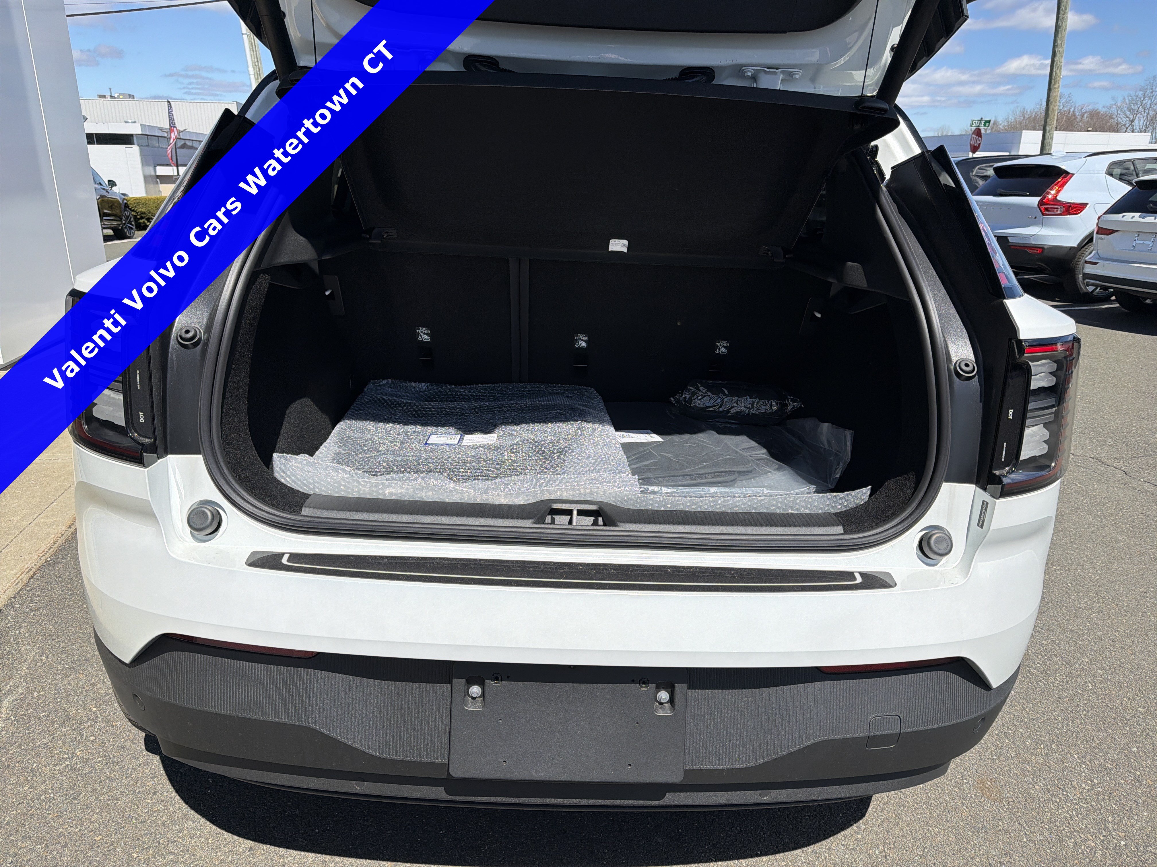 2026 Volvo EX30 Plus - Photo 9
