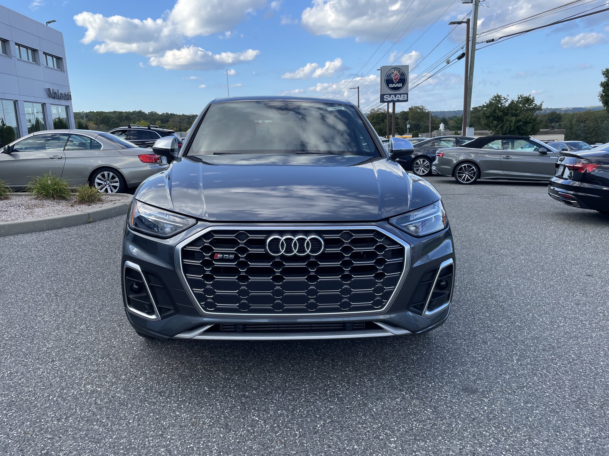 2022 Audi SQ5 Premium photo 2
