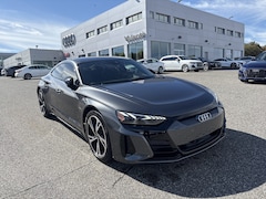 2023 Audi e-tron GT PREMIUM PLUS Sedan