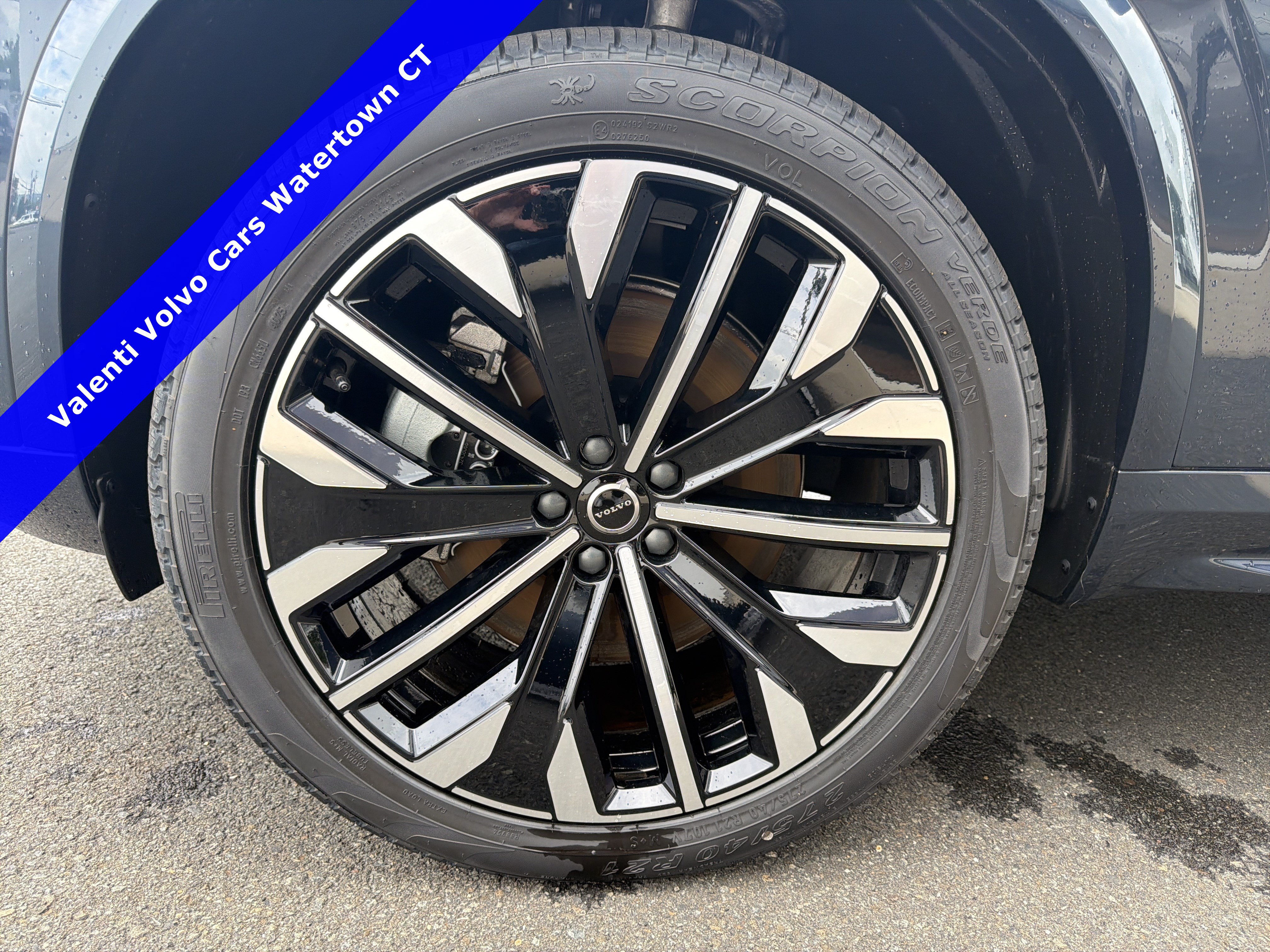 2026 Volvo XC90 Plus - Photo 25