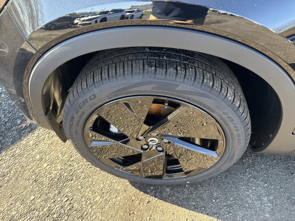 New 2026 Volvo XC40 Ultra Black Edition B5 AWD Ultra Black Edition