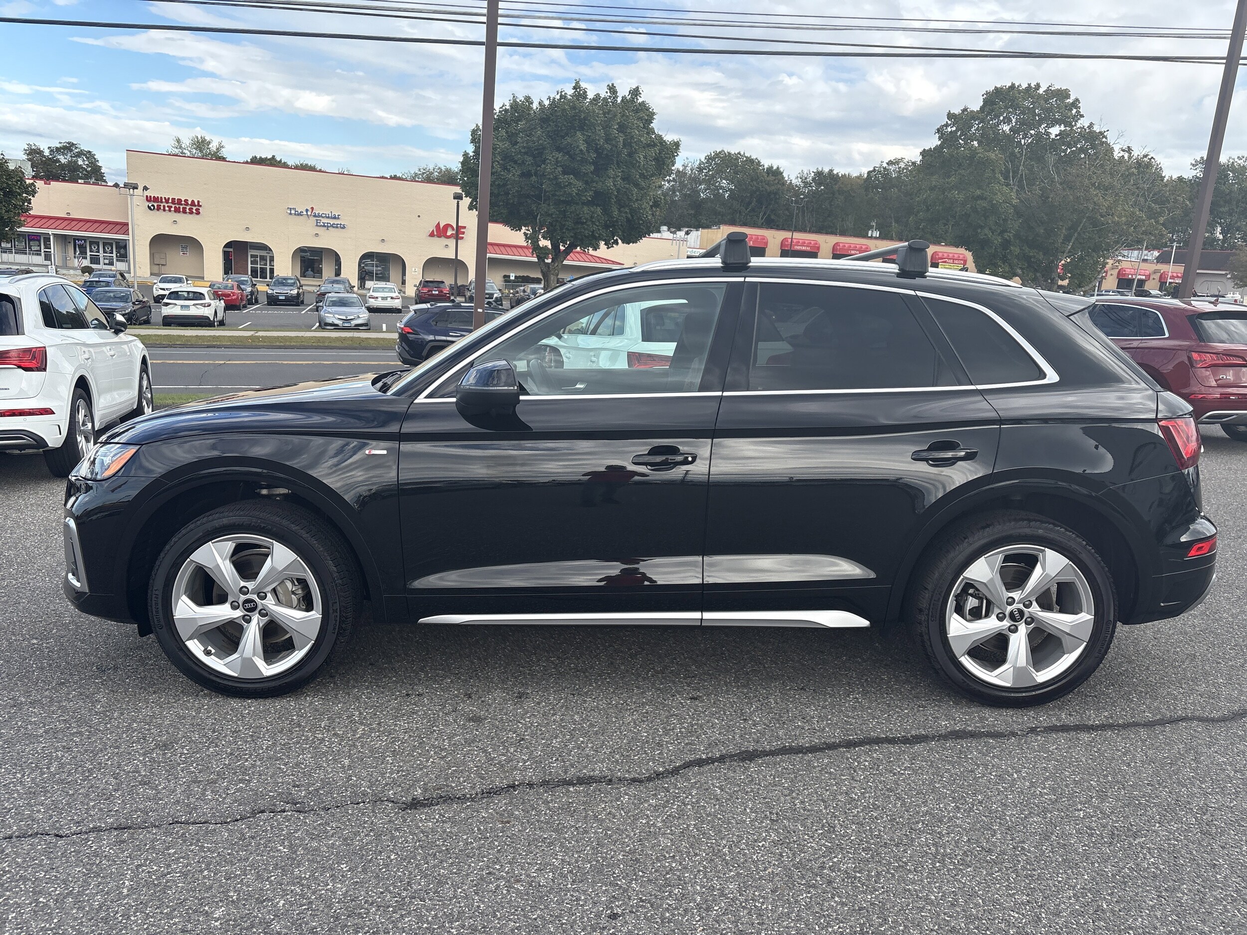 2023 Audi Q5 S line Premium Plus photo 3