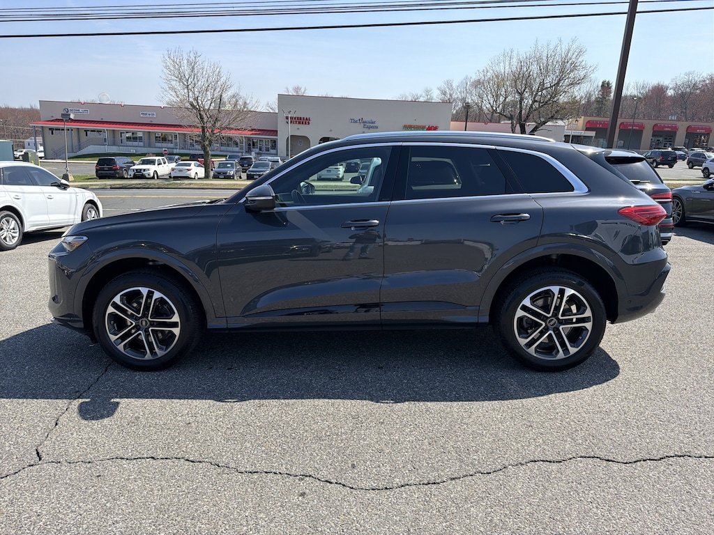 Certified 2025 Audi Q5 PREMIUM SUV