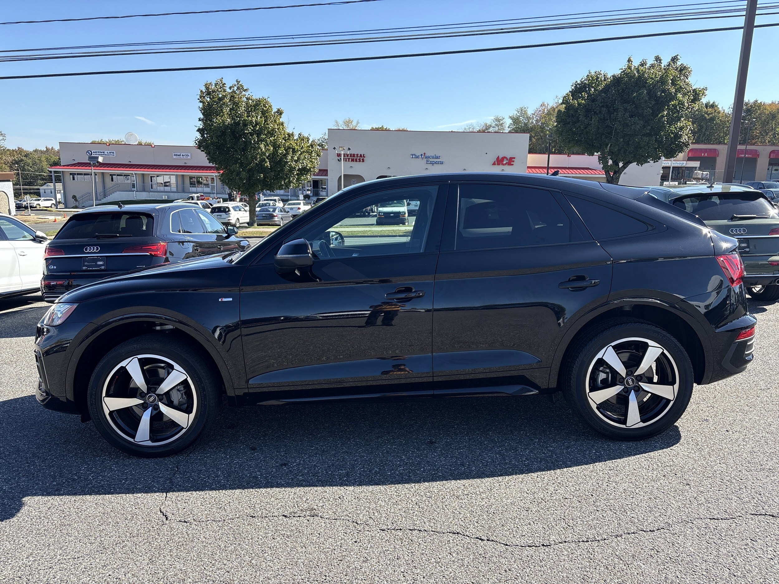 2023 Audi Q5 S line Premium Plus photo 4