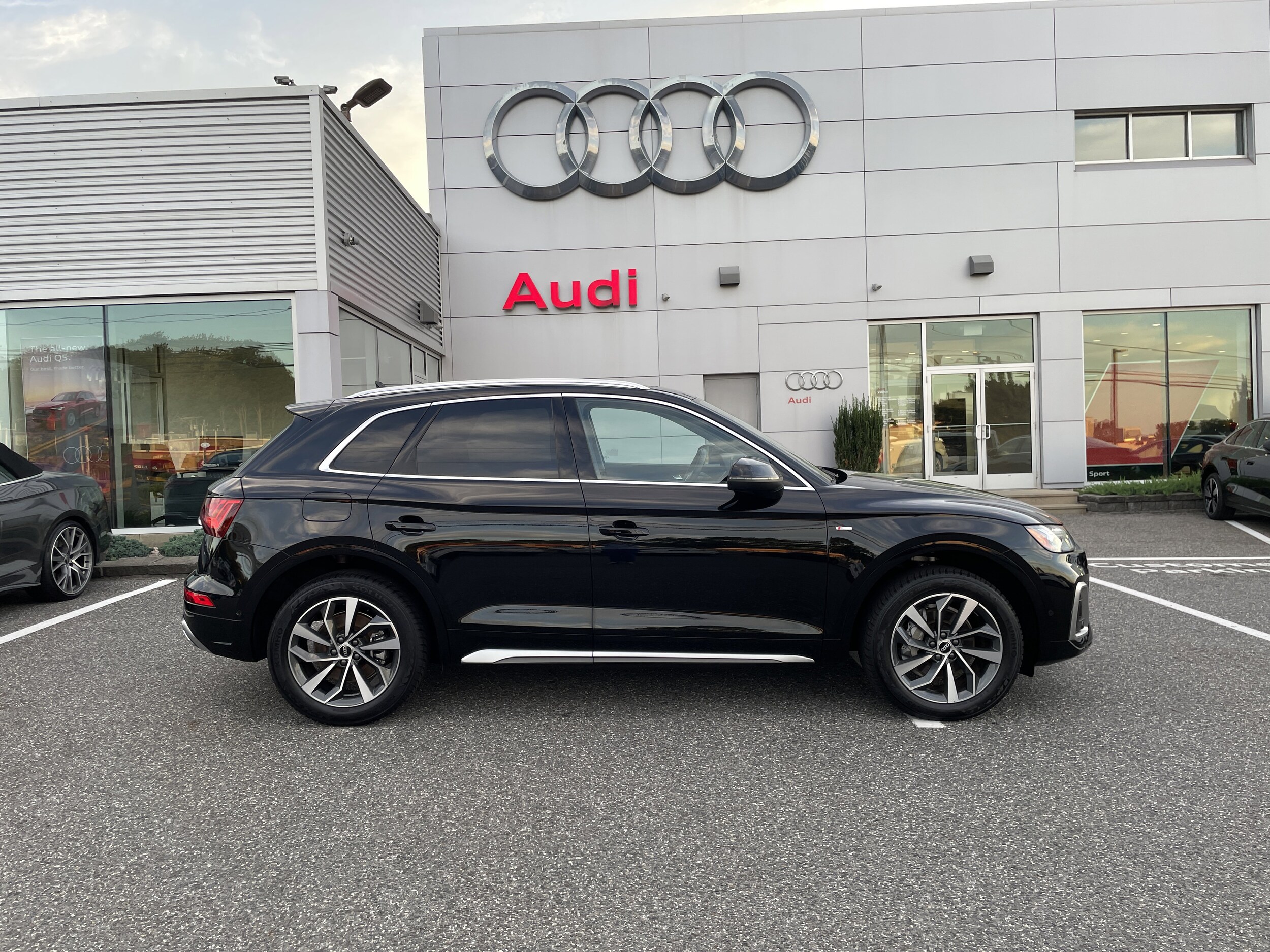 2022 Audi Q5 S line Premium Prestige photo 3