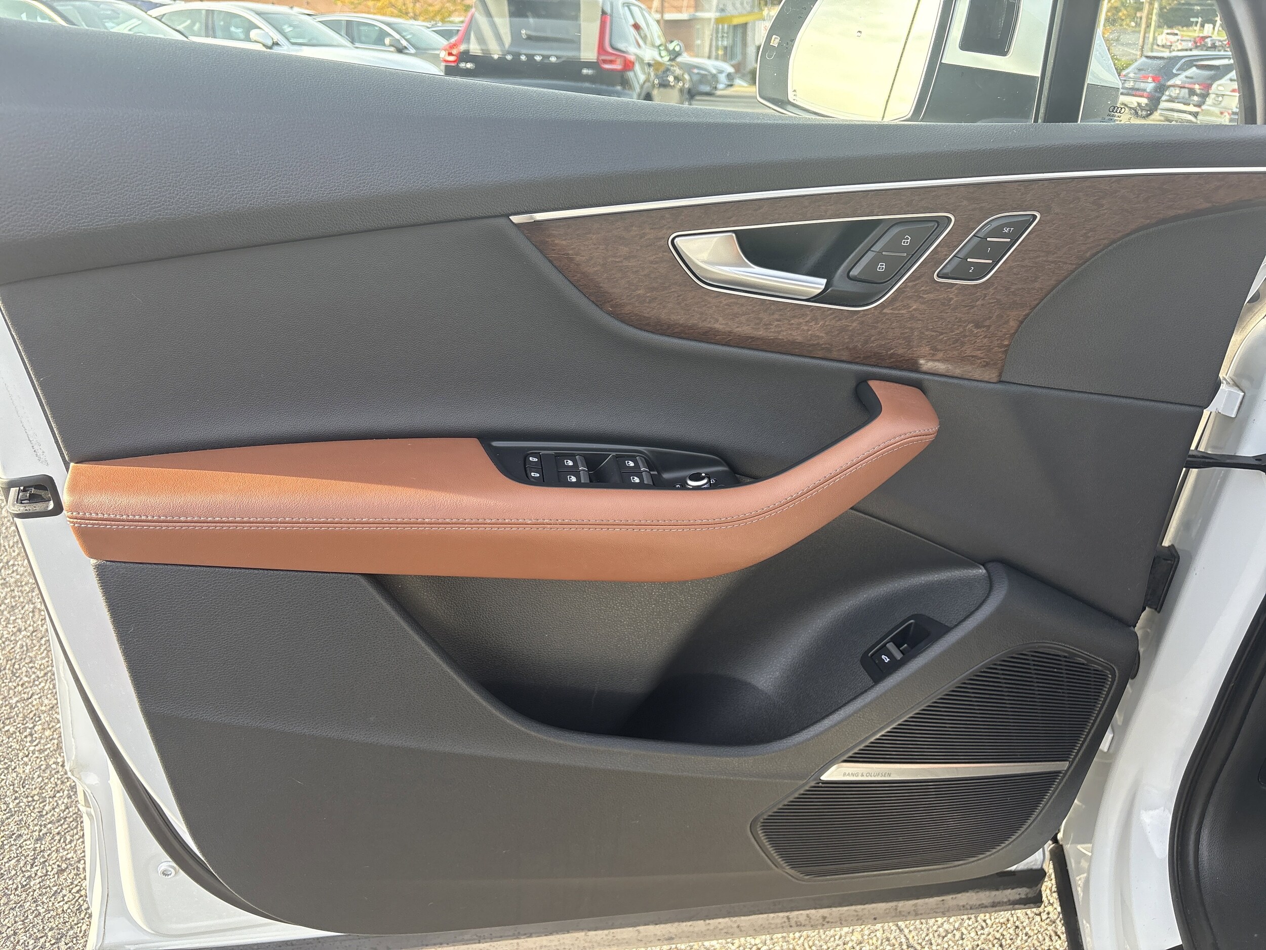 2025 Audi Q7 Premium Plus photo 4