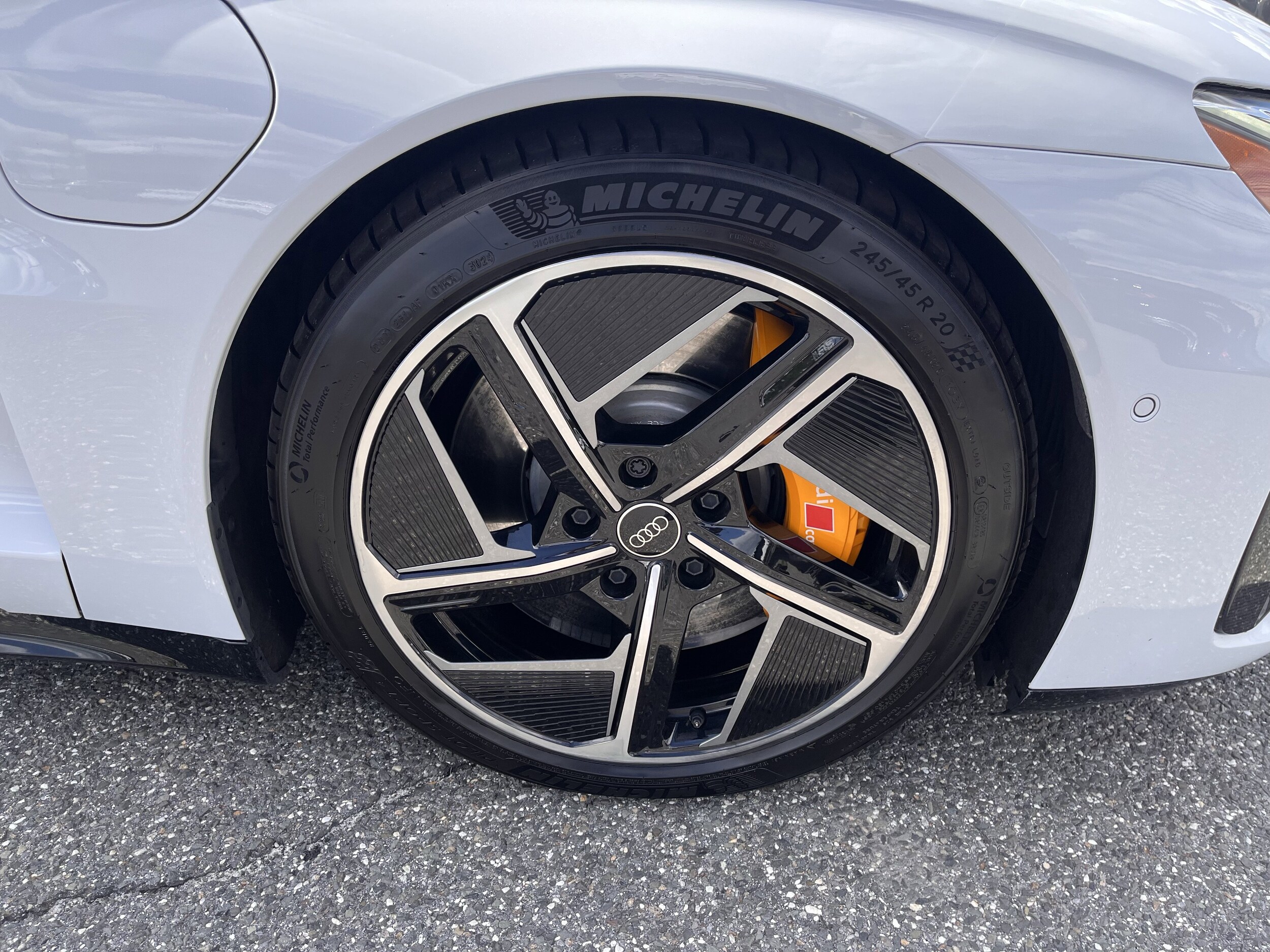 2023 Audi RS e-tron GT Base photo 4