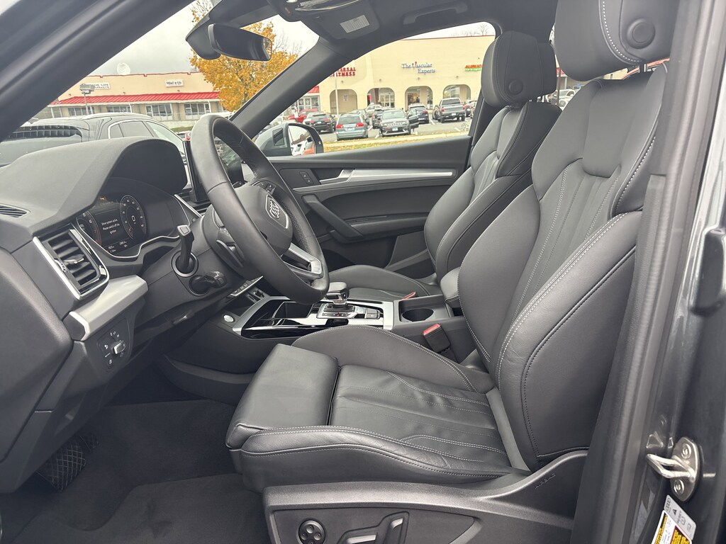 Used 2025 Audi Q5 S line Premium SUV