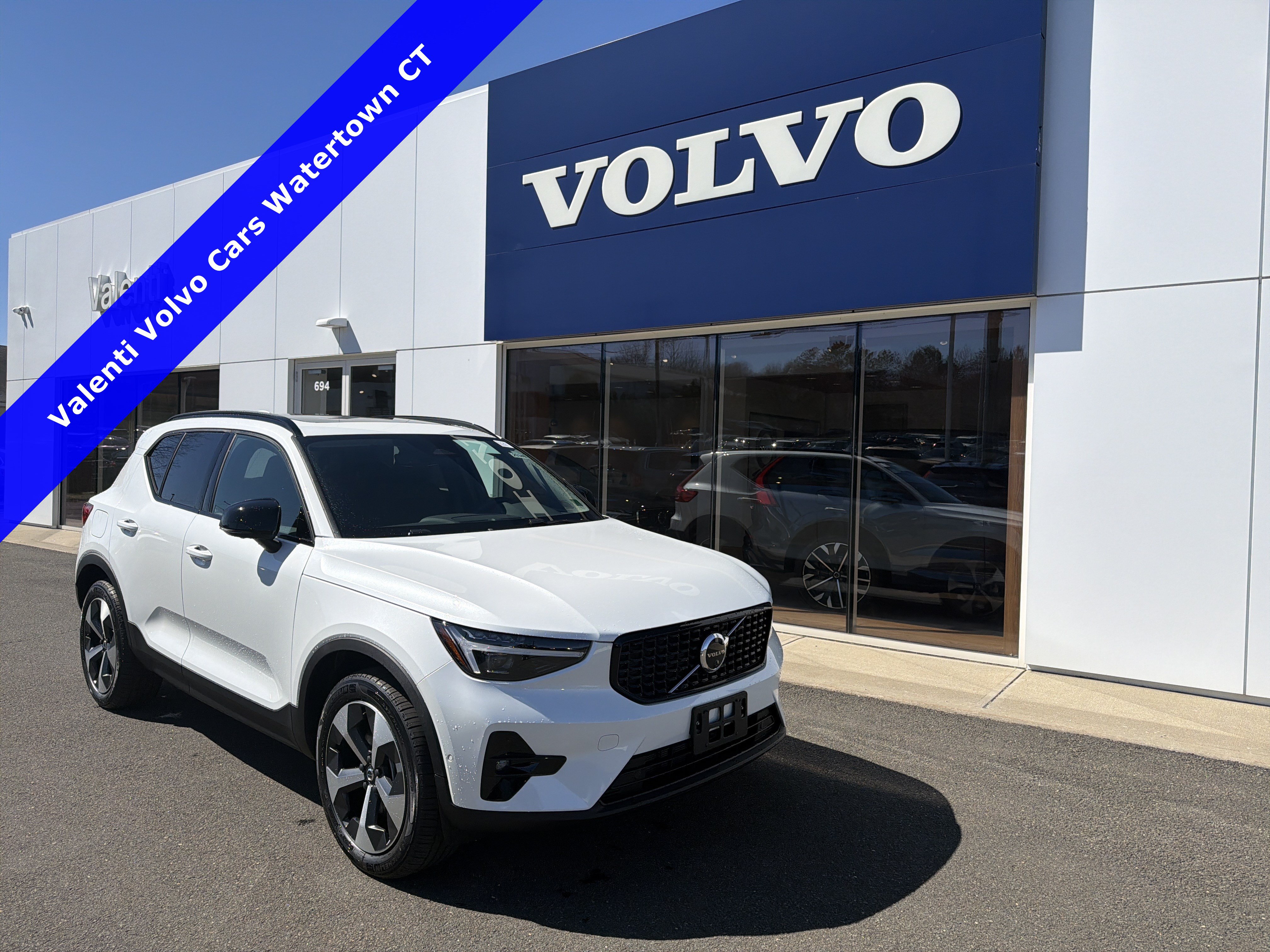 New 2026 Volvo XC40