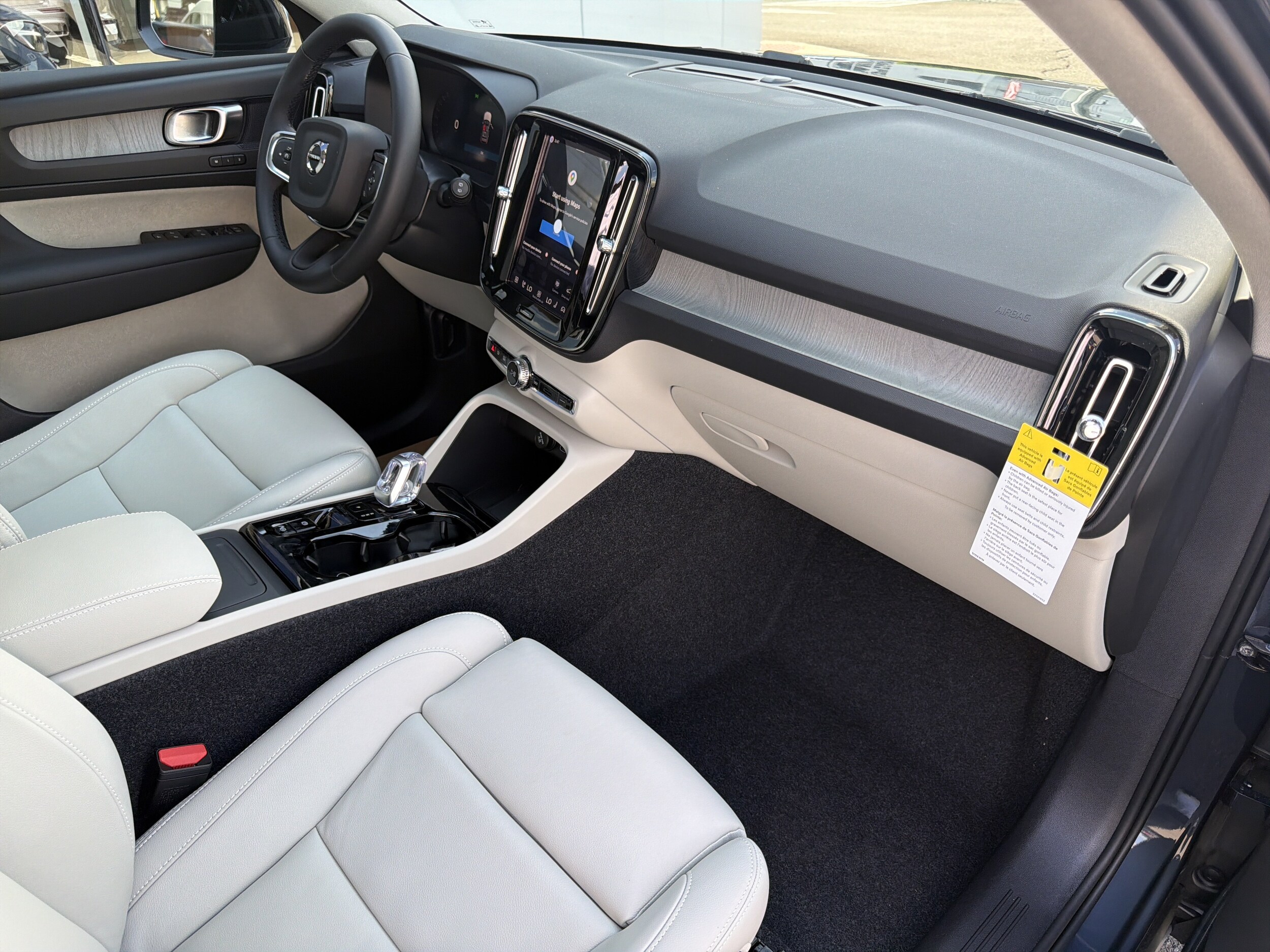2026 Volvo XC40 Plus - Photo 19