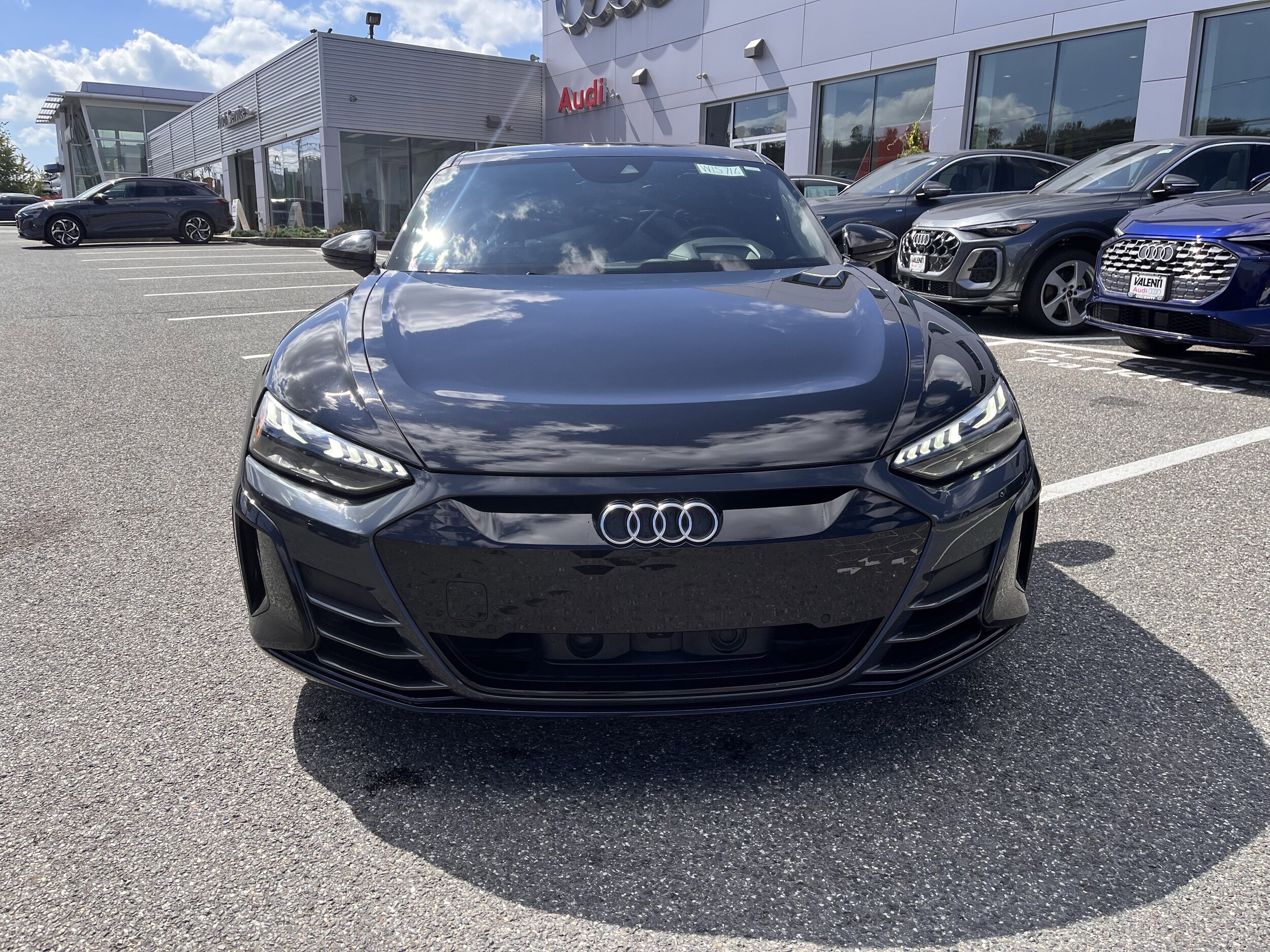 2023 Audi e-tron GT Prestige photo 2