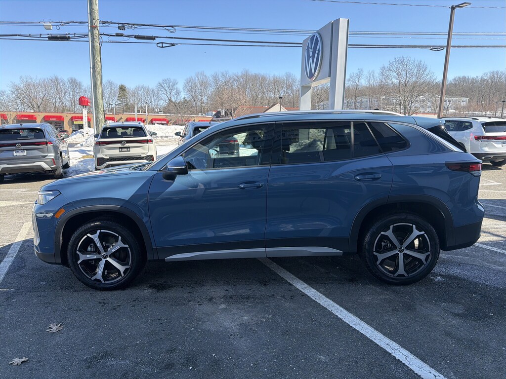 New 2026 Volkswagen Tiguan SE 2.0T SE 4MOTION