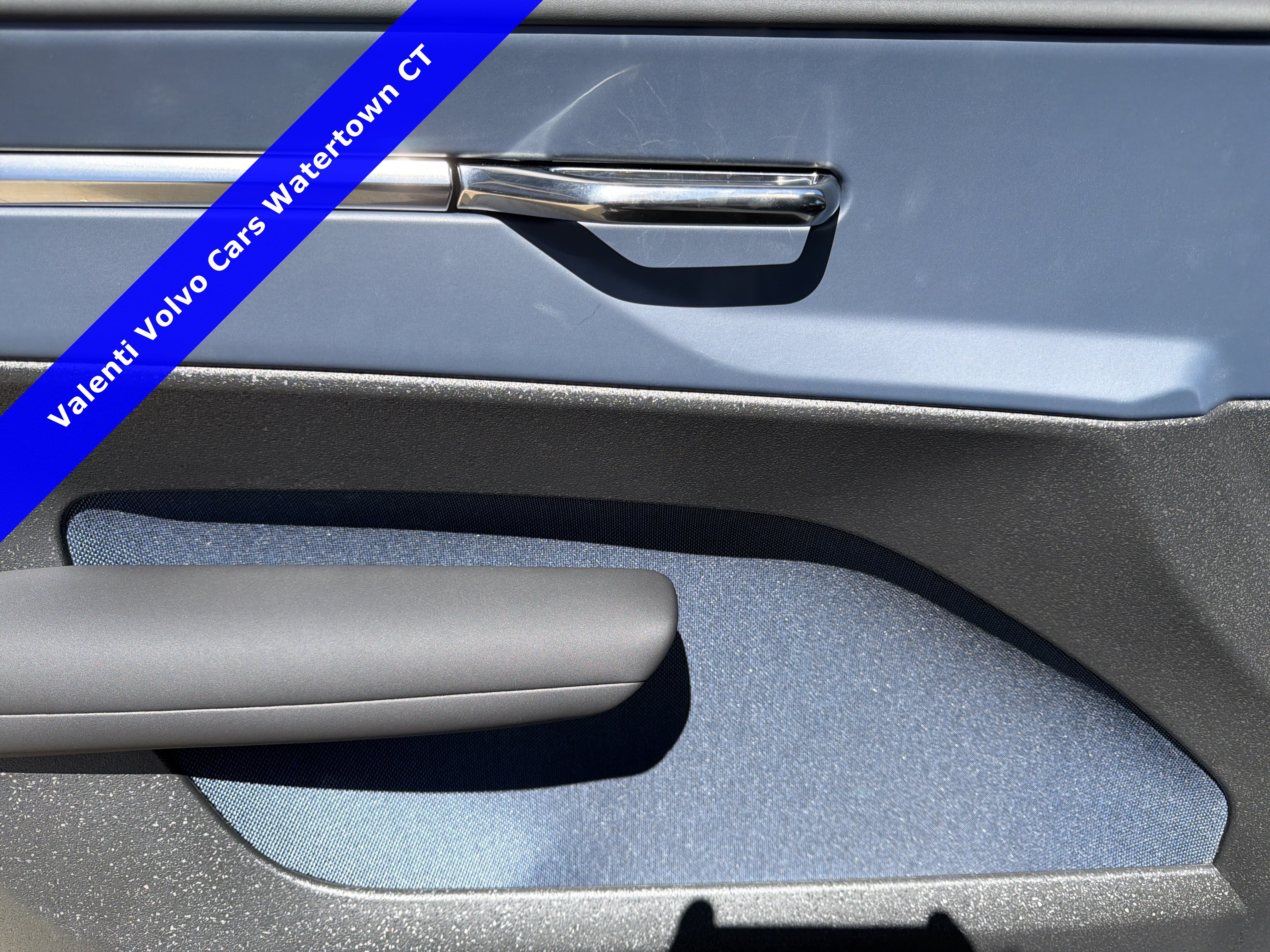 2026 Volvo EX30 Plus - Photo 24