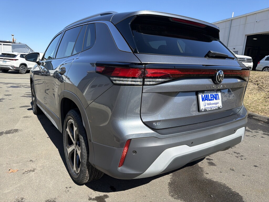New 2026 Volkswagen Tiguan SE 2.0T SE 4MOTION