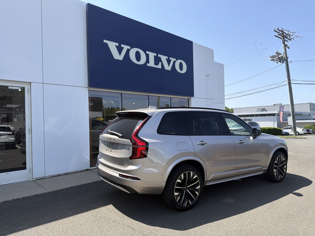 New 2026 Volvo XC90 Ultra Dark Theme B6 AWD Ultra Dark Theme 6-Seater