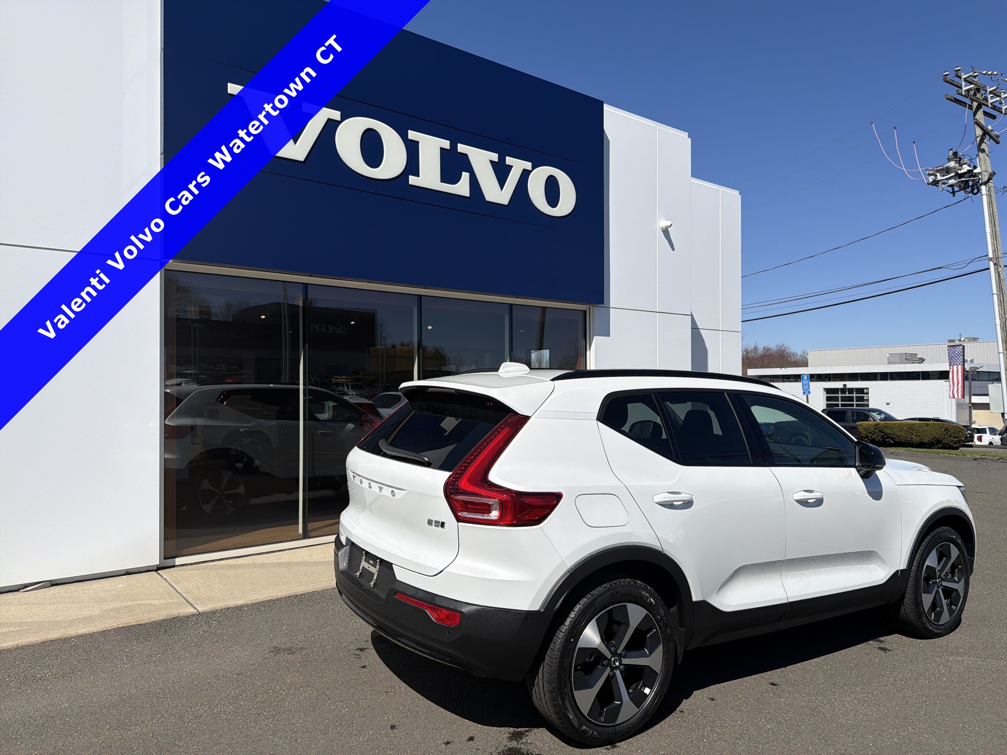 New 2026 Volvo XC40