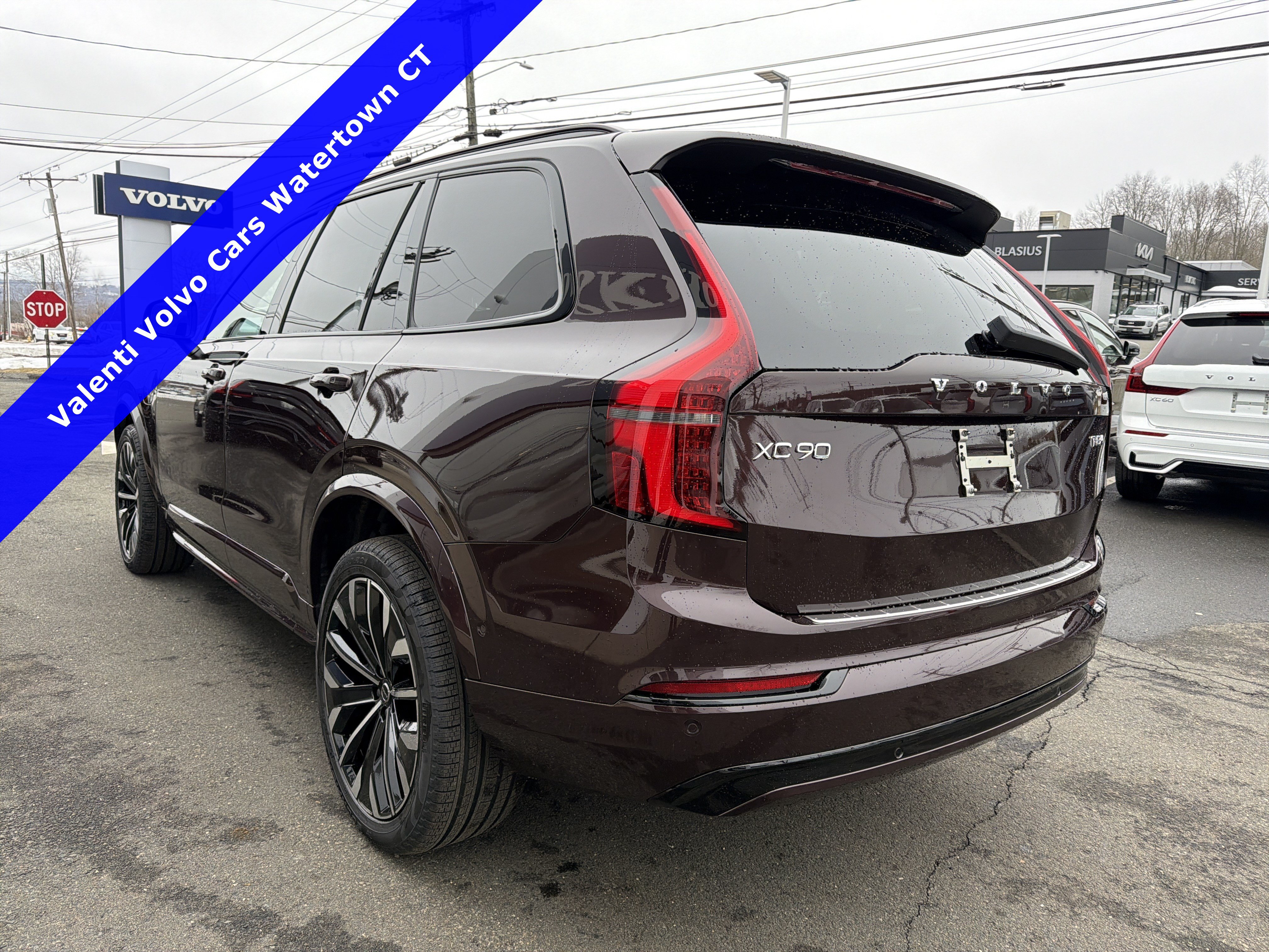 New 2026 Volvo XC90 Plug-In Hybrid