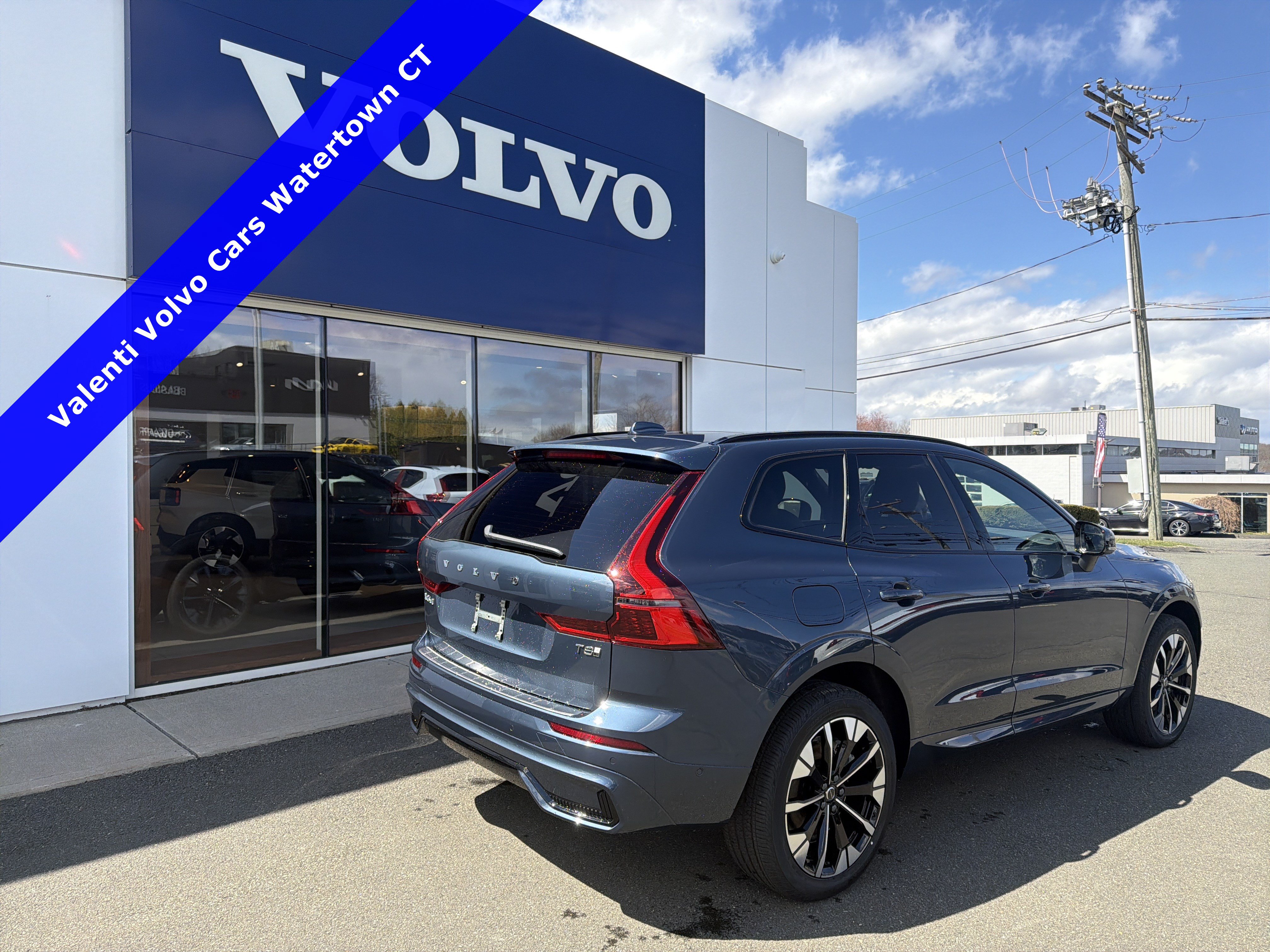 New 2026 Volvo XC60 Plug-In Hybrid Plus T8 AWD Plus
