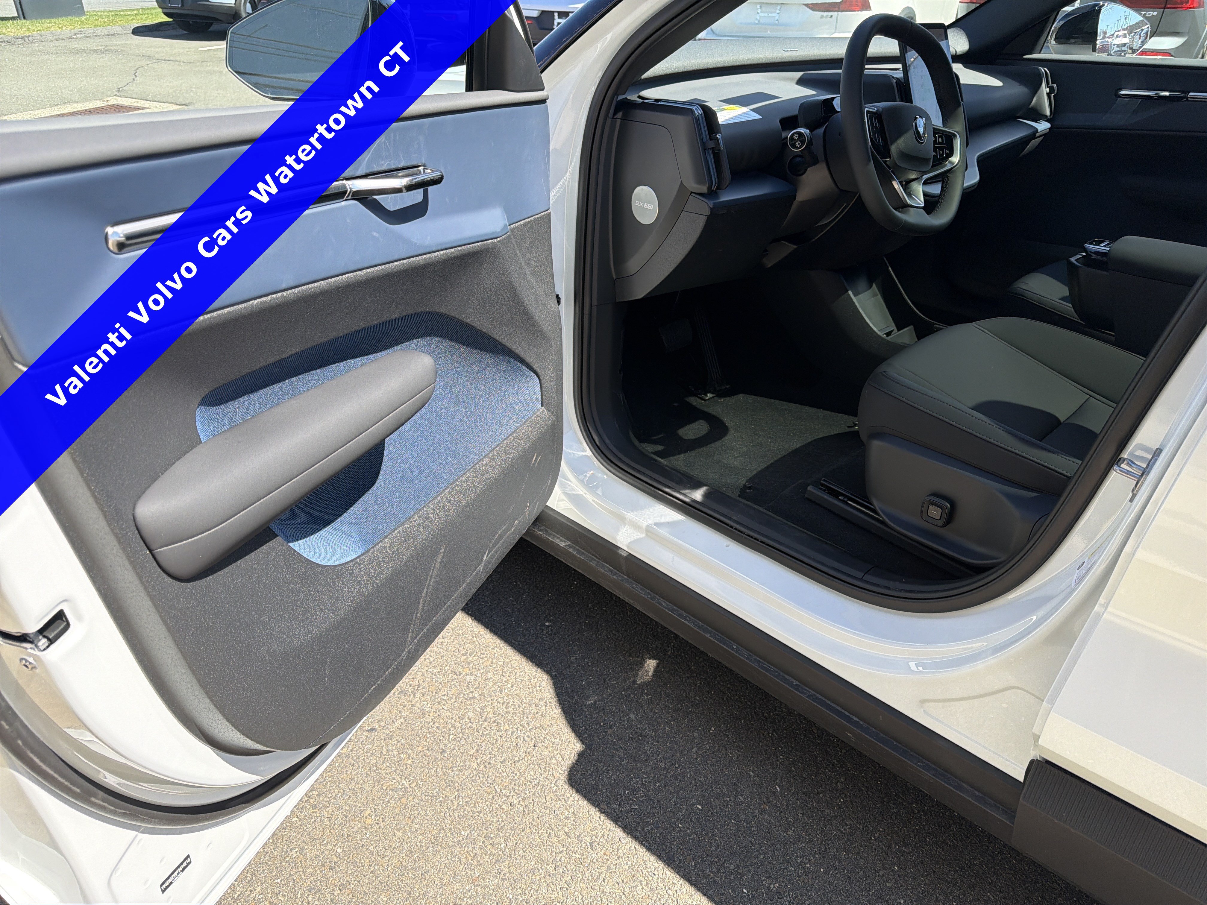 2026 Volvo EX30 Plus - Photo 11