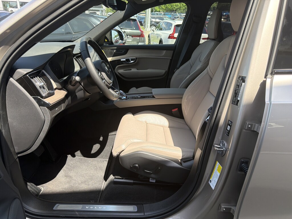 New 2026 Volvo XC90 Ultra Dark Theme B6 AWD Ultra Dark Theme 6-Seater