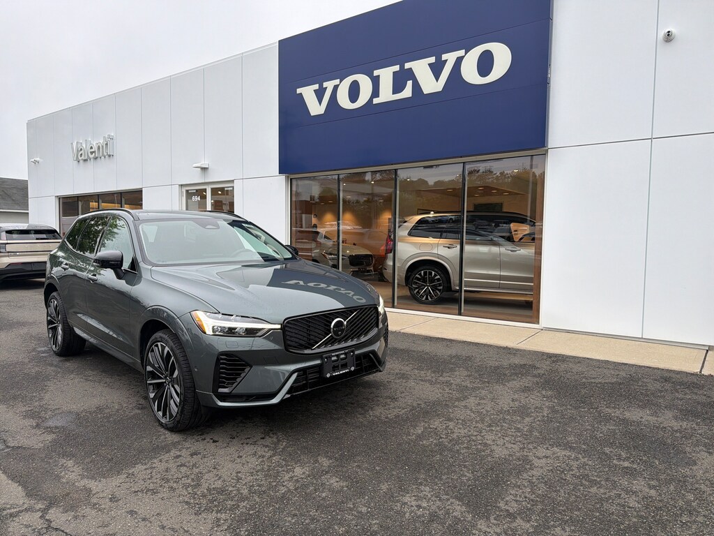 New 2026 Volvo XC60 Plug-In Hybrid