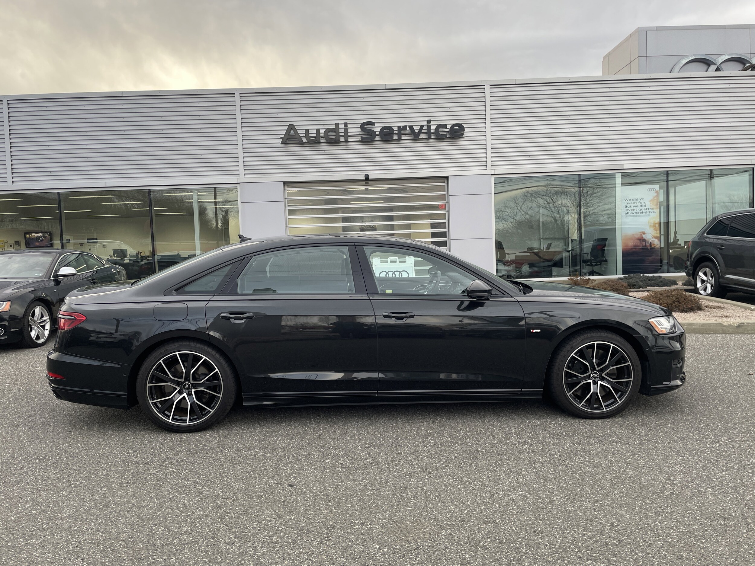 2021 Audi A8 60 TFSI photo 3