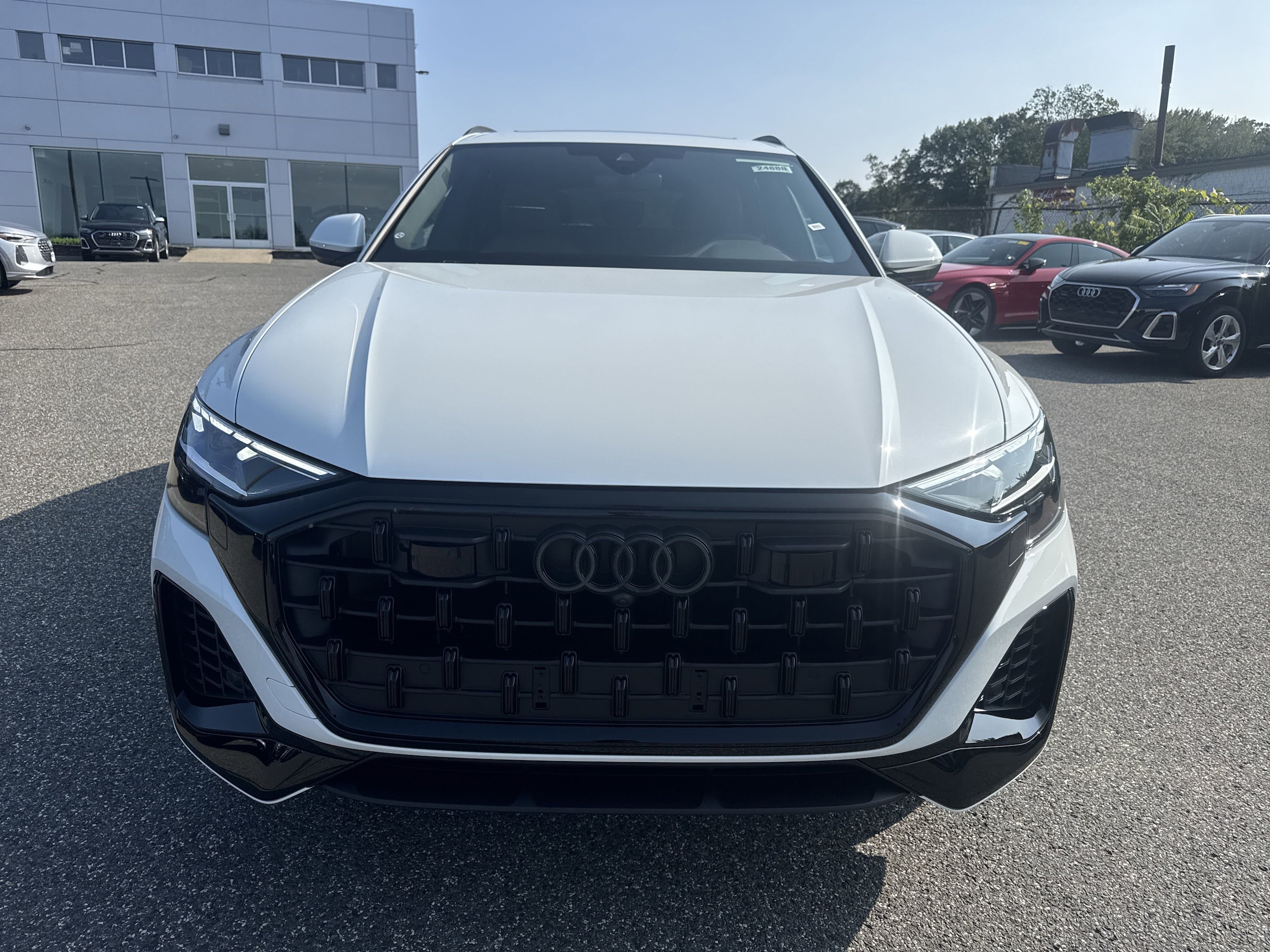 2025 Audi Q8 Premium Plus